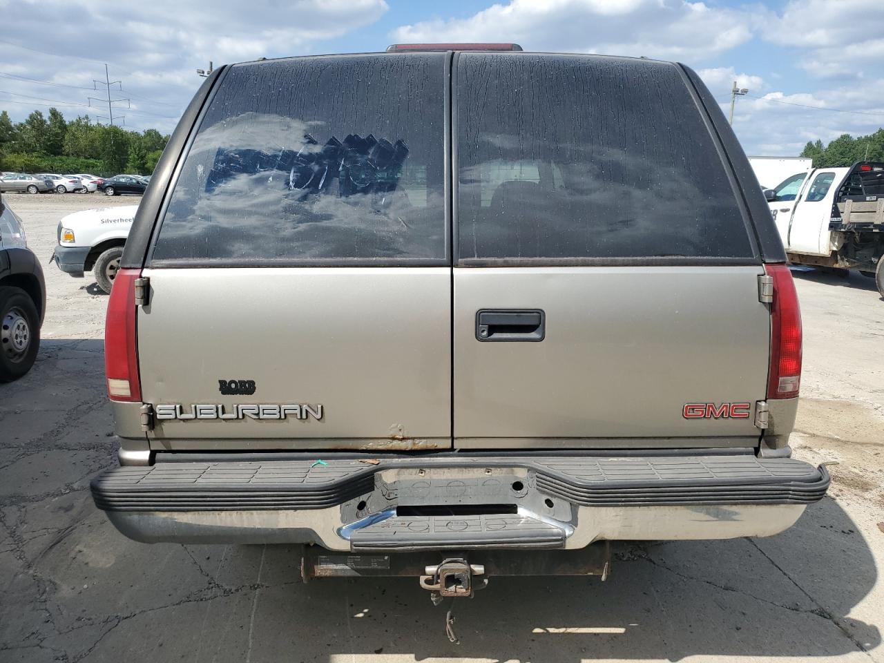 1999 Gmc Suburban K2500 Beige vin: 3GKGK26J6XG546154