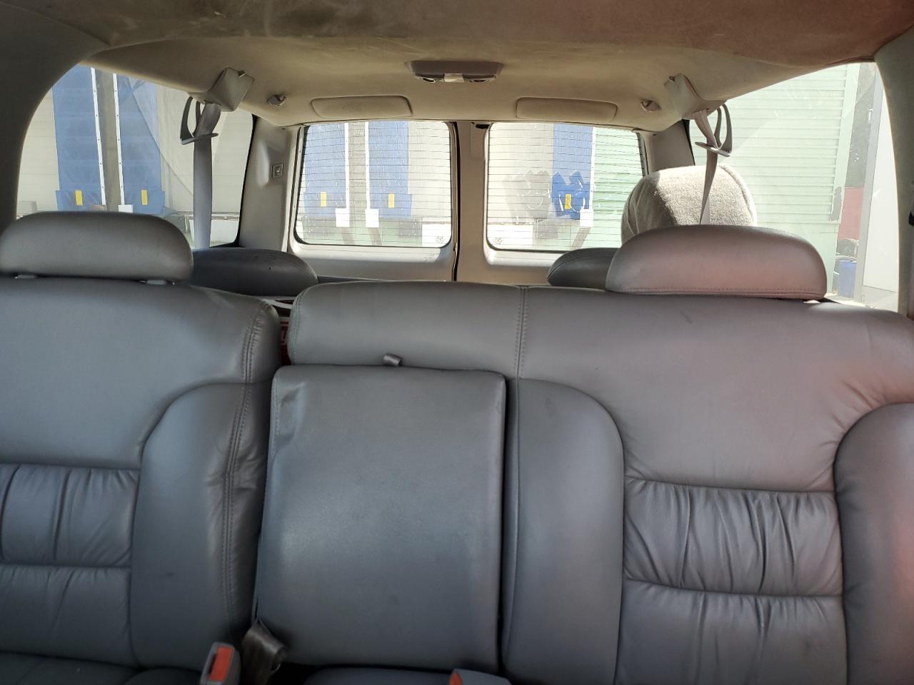 1999 Gmc Suburban K2500 Beige vin: 3GKGK26J6XG546154