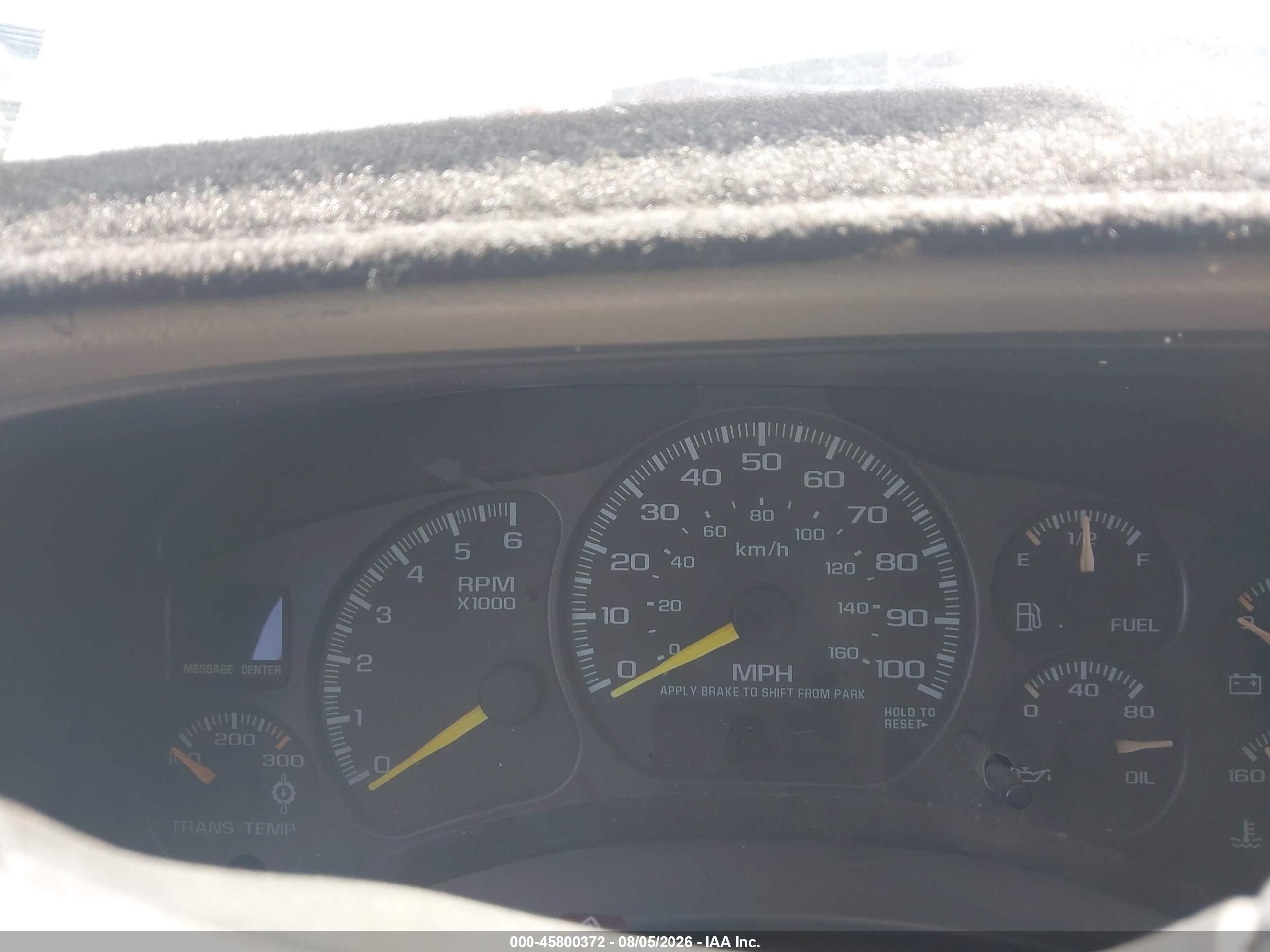 2000 Gmc Yukon Xl 2500 Sle White vin: 3GKGK26U0YG152077