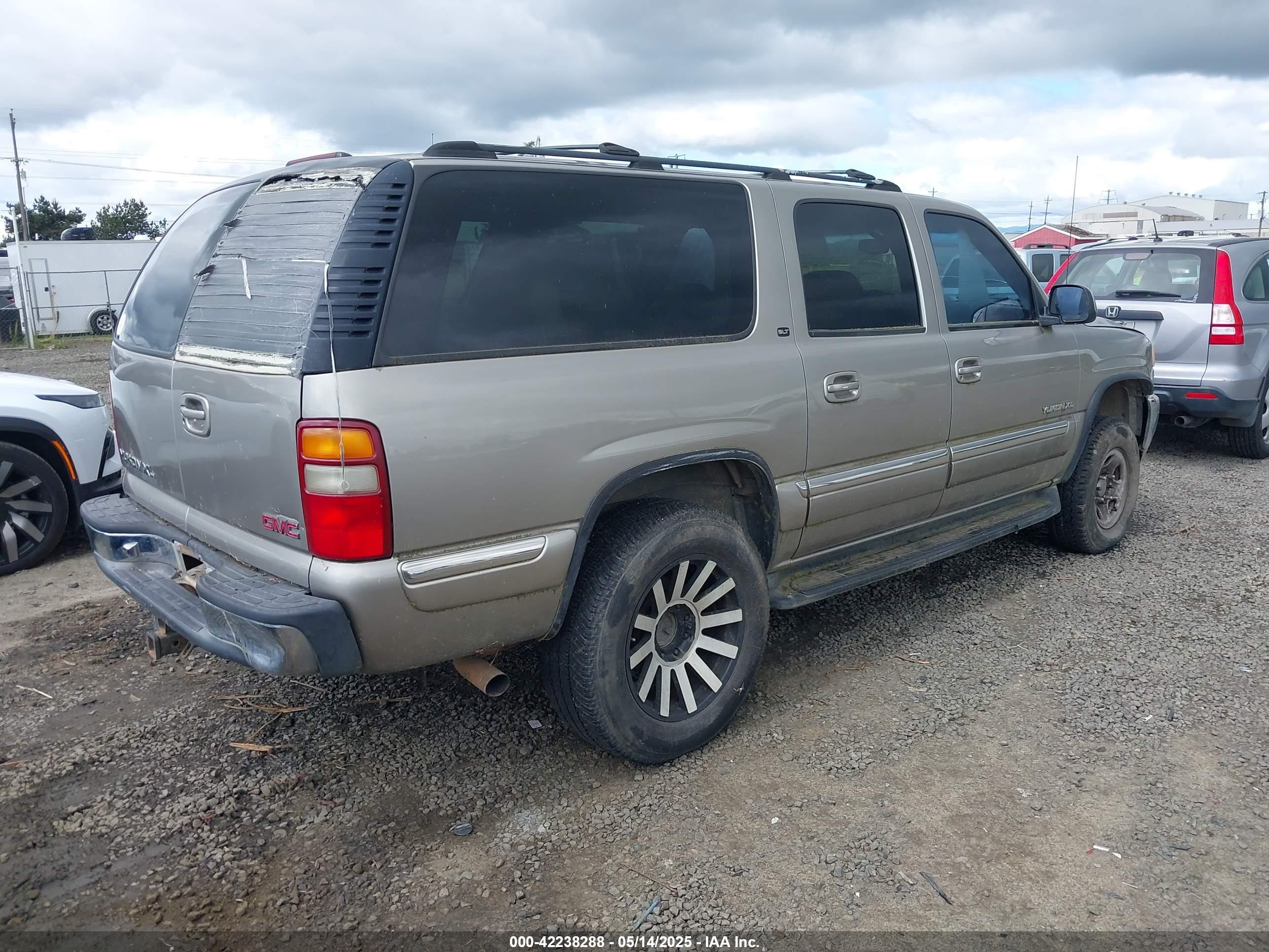 2000 Gmc Yukon Xl 2500 Slt Brown vin: 3GKGK26U5YG203511