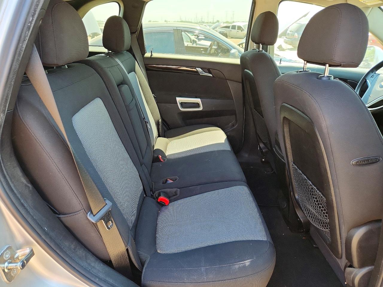 2013 Chevrolet Captiva Ls Silver vin: 3GNAL1EK5DS593548