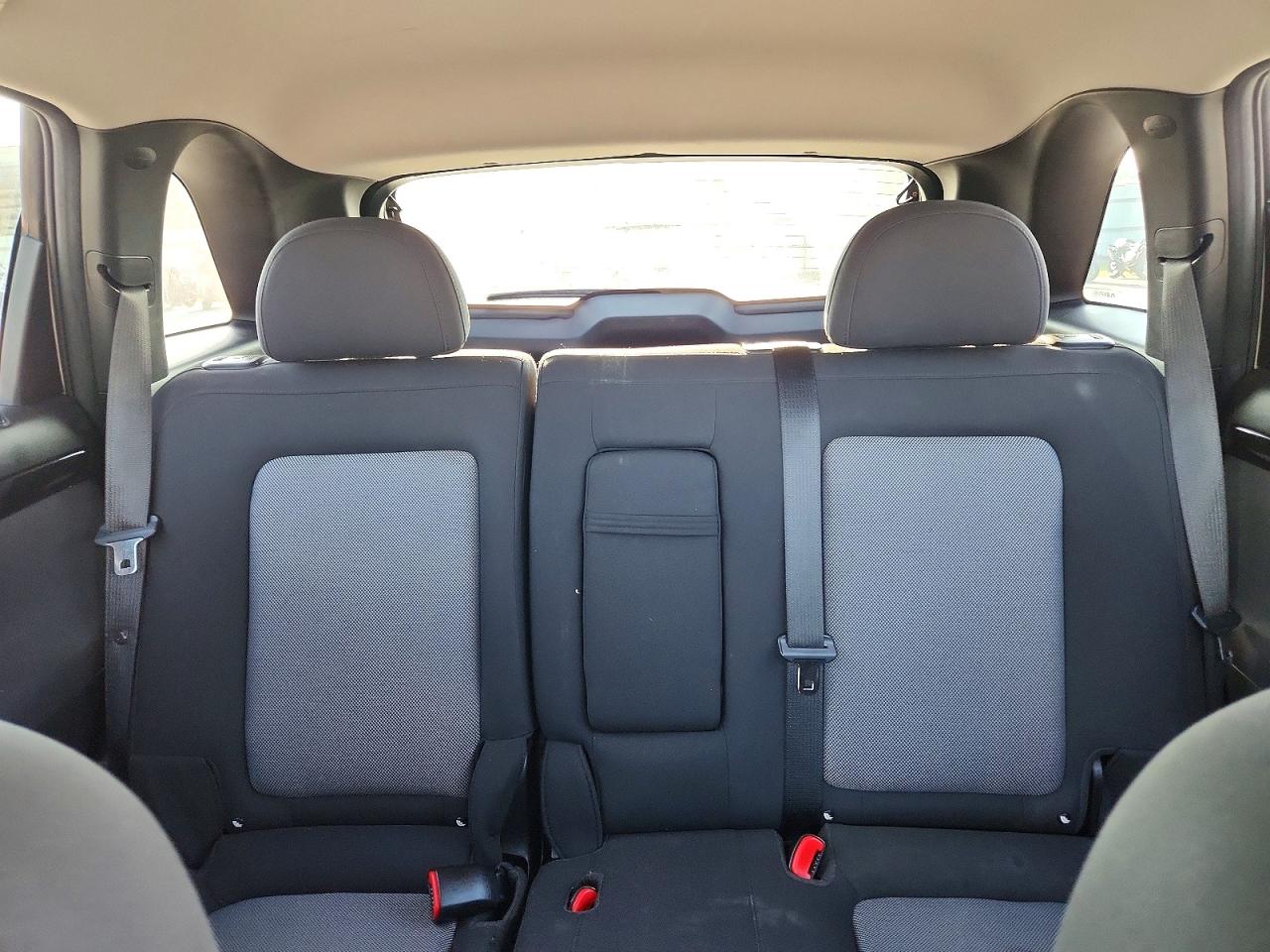 2013 Chevrolet Captiva Ls Silver vin: 3GNAL2EK0DS641432