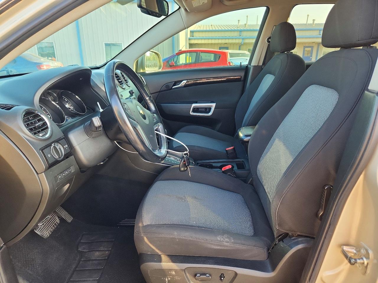 2013 Chevrolet Captiva Ls Silver vin: 3GNAL2EK0DS641432