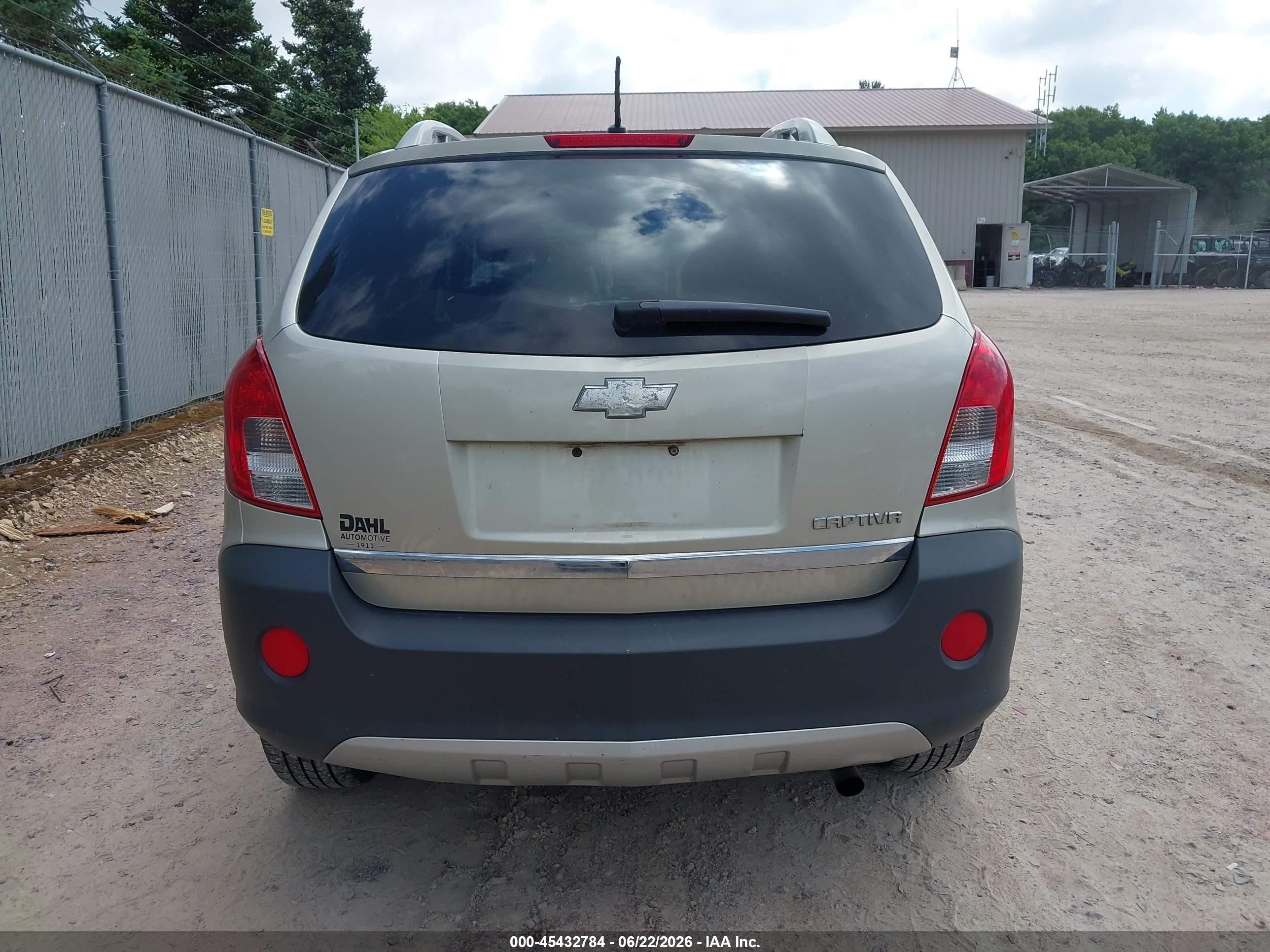 2013 Chevrolet Captiva Sport Fleet Ls Tan vin: 3GNAL2EK1DS641021