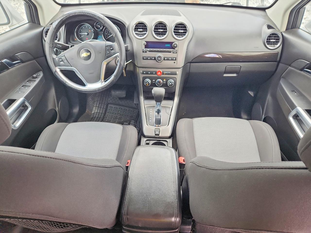 2013 Chevrolet Captiva Ls Silver vin: 3GNAL2EK3DS641134