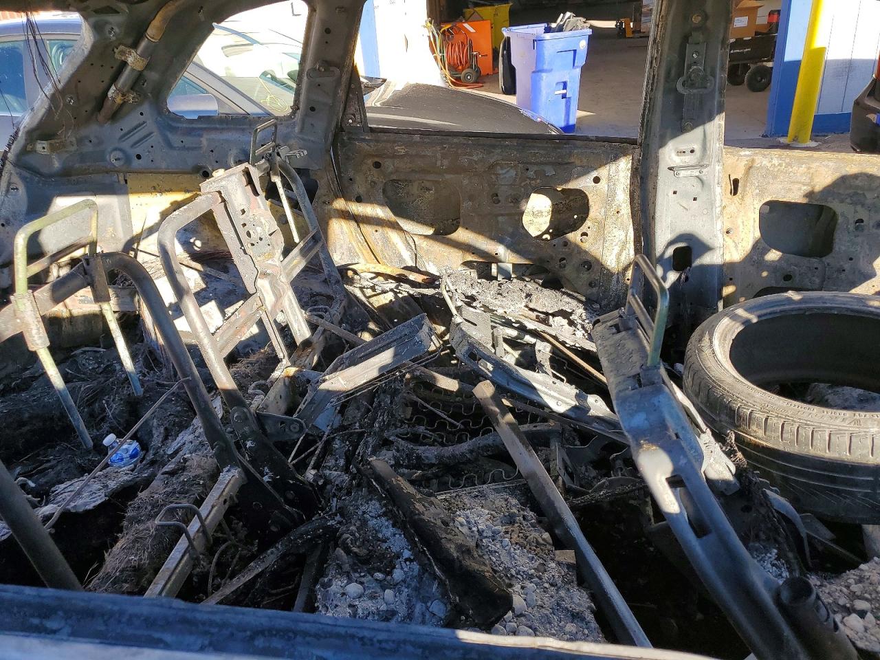 2013 Chev Captiva Ls Burn vin: 3GNAL2EK9DS637671