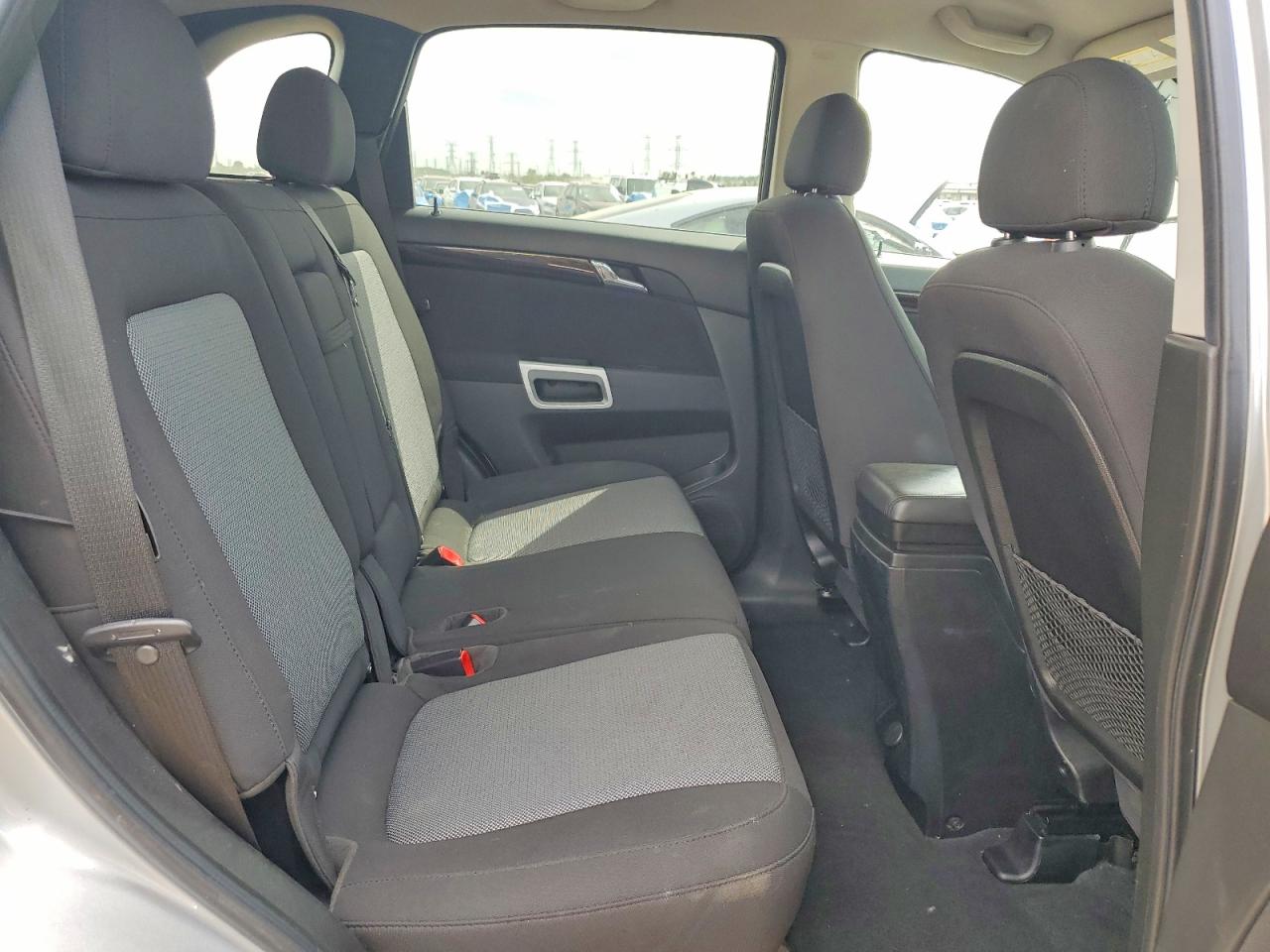 2014 Chevrolet Captiva Ls Silver vin: 3GNAL2EK9ES632648