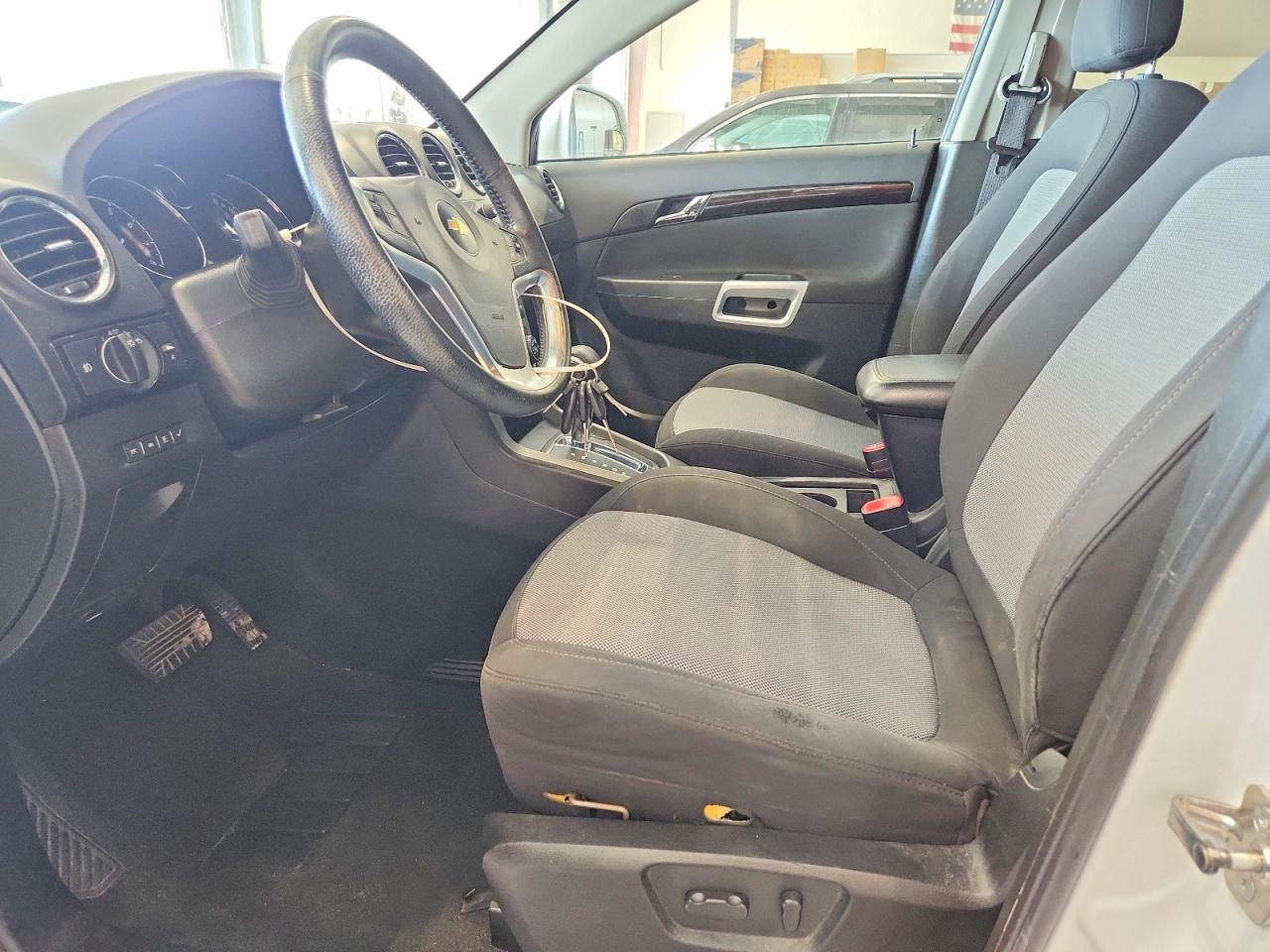 2014 Chevrolet Captiva Ls White vin: 3GNAL2EK9ES655069