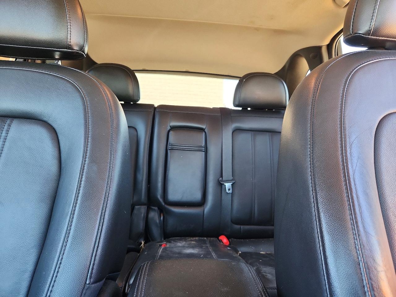2012 Chevrolet Captiva Sport Серебряный vin: 3GNAL3E51CS622760