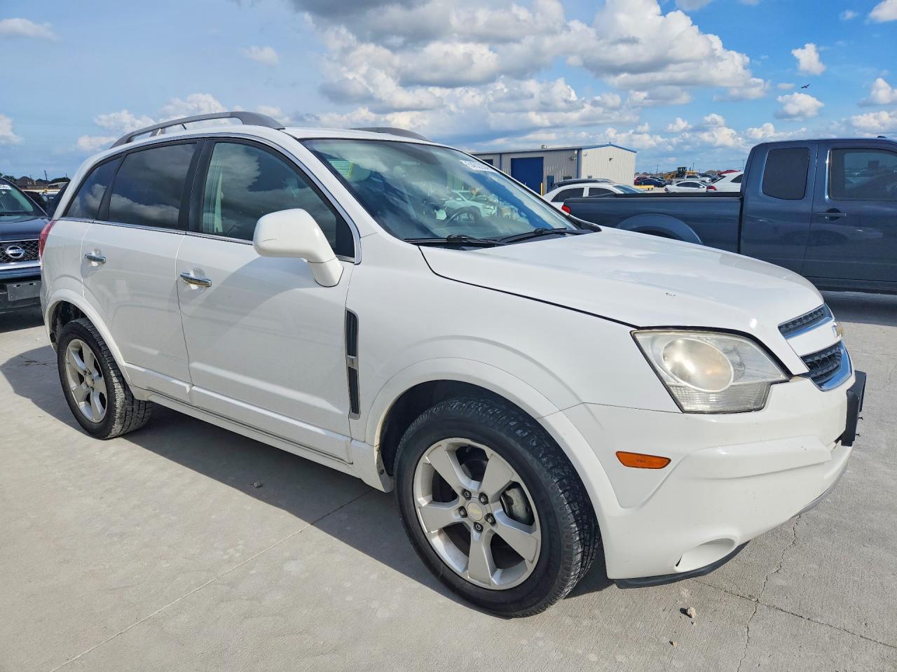2014 Chevrolet Captiva Lt White vin: 3GNAL3EK5ES630787