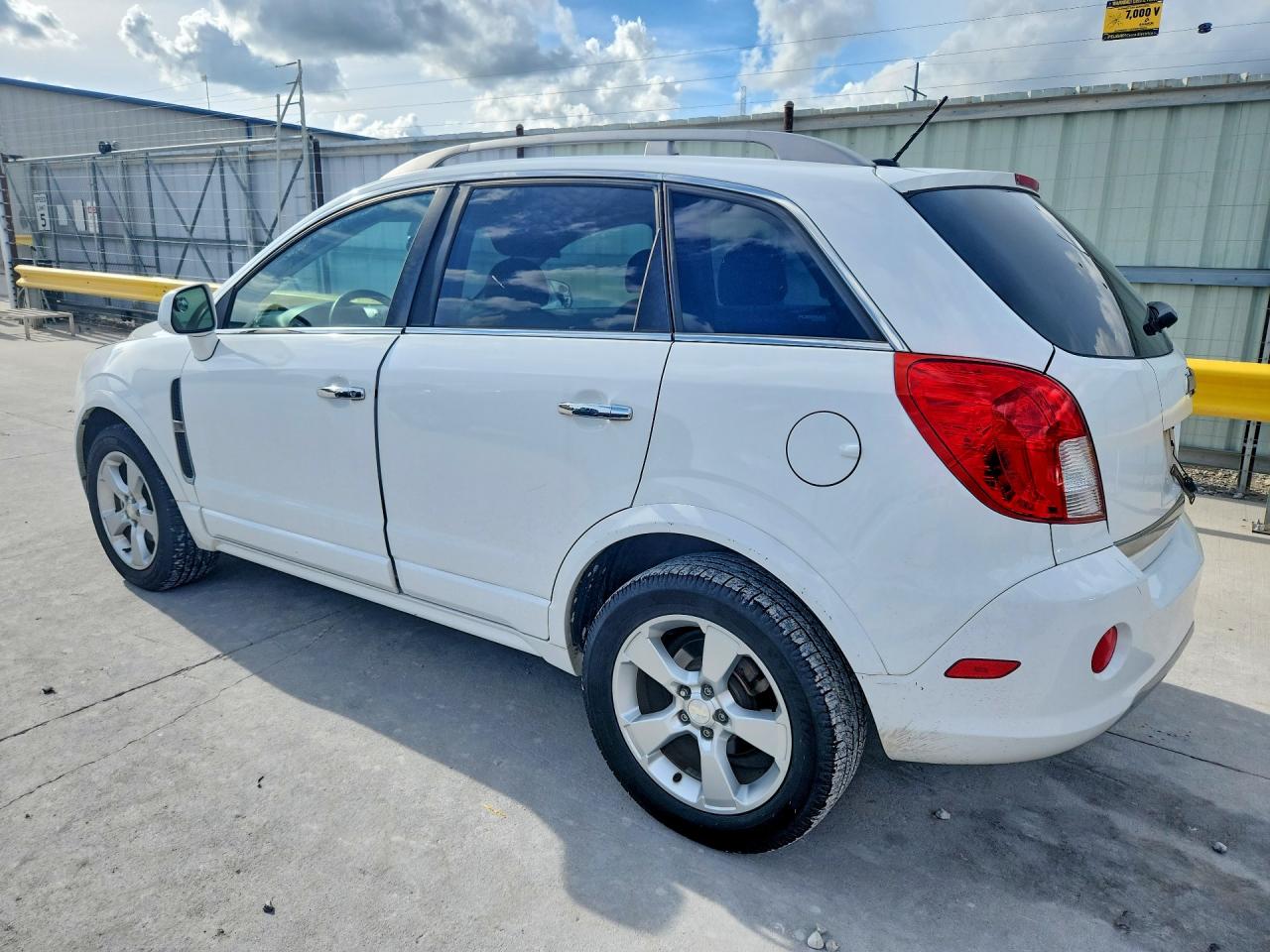 2014 Chevrolet Captiva Lt White vin: 3GNAL3EK5ES630787