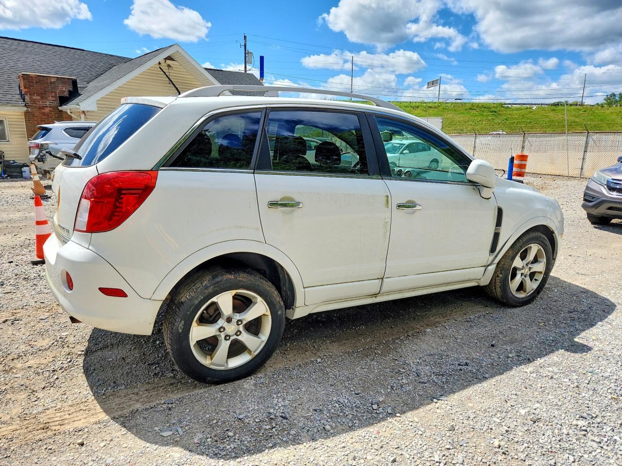 2014 Chevrolet Captiva Ltz White vin: 3GNAL4EK6ES673749