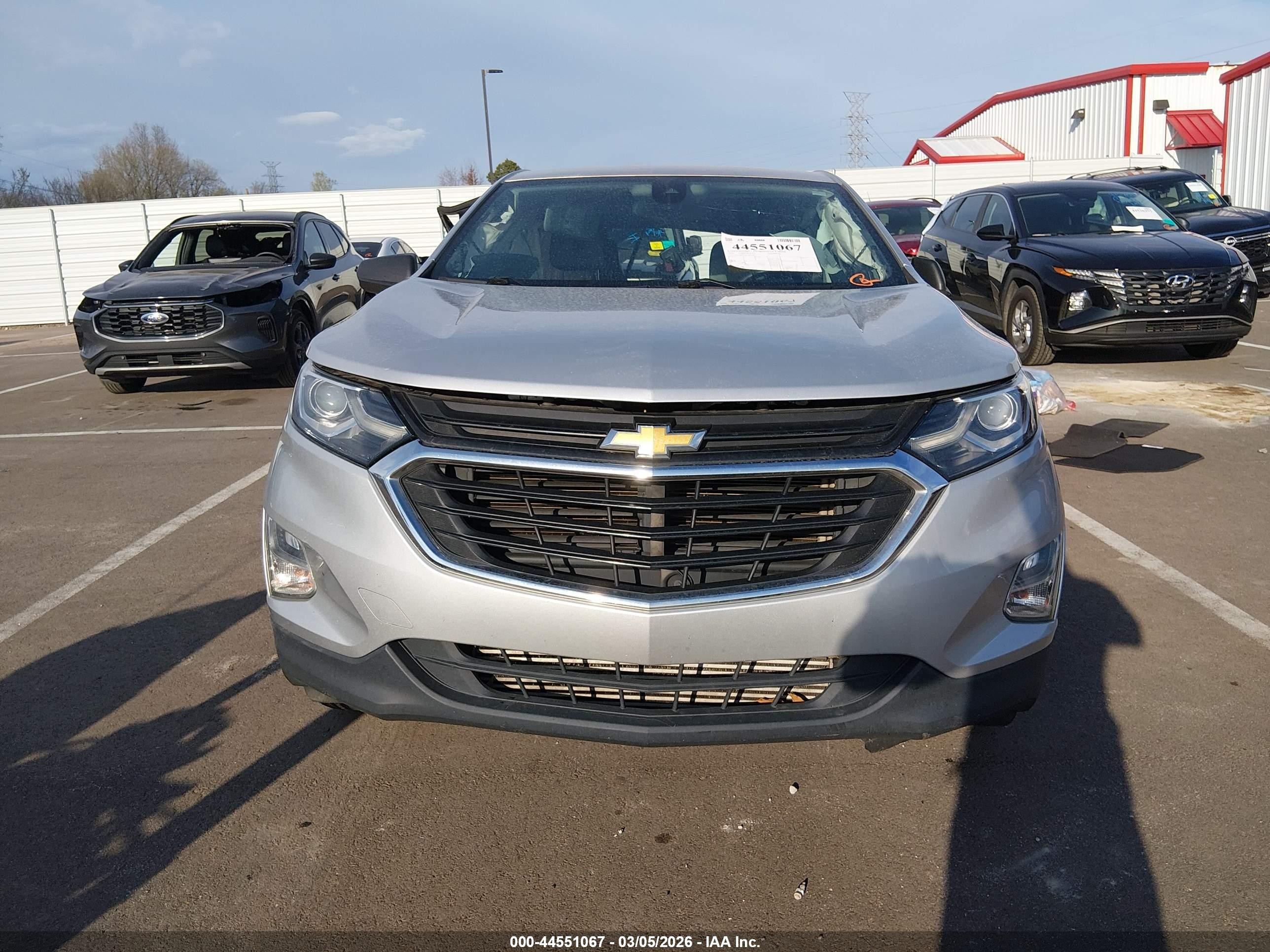 2020 Chevrolet Equinox Fwd 1fl Silver vin: 3GNAXFEV8LS585728