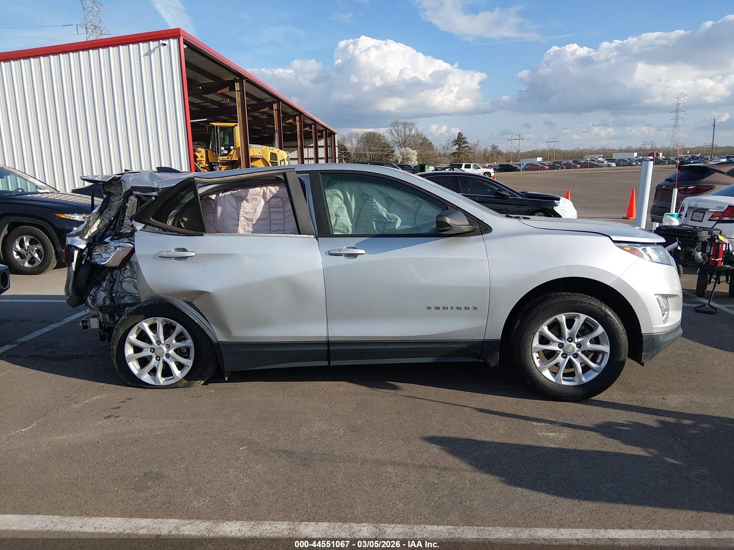 2020 Chevrolet Equinox Fwd 1fl Silver vin: 3GNAXFEV8LS585728
