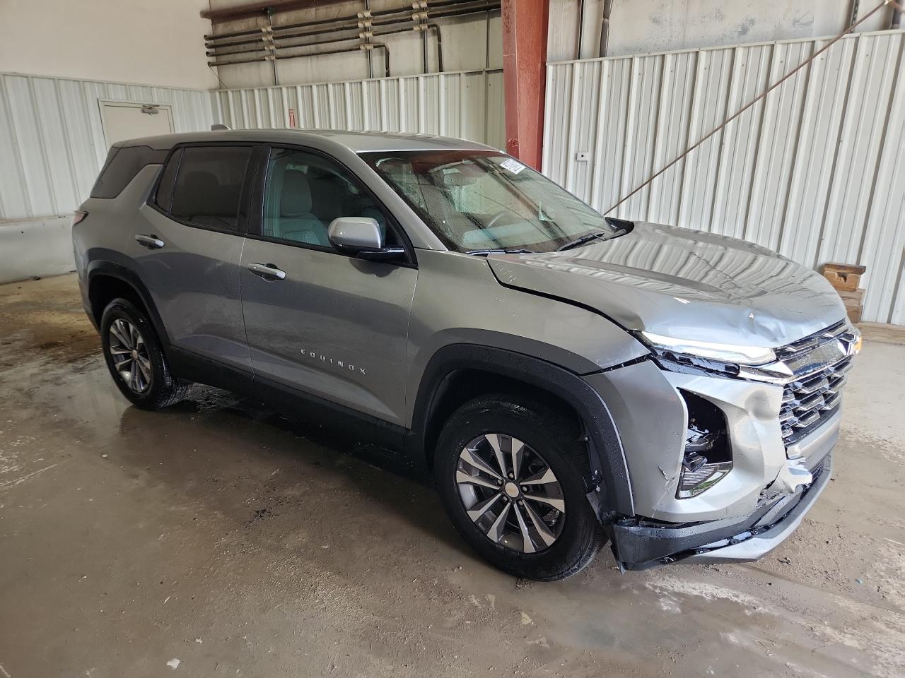 2025 Chevrolet Equinox Lt Серебряный vin: 3GNAXHEG1SL315763 Damage: Right Head Lamp, Broken, Replacement Required