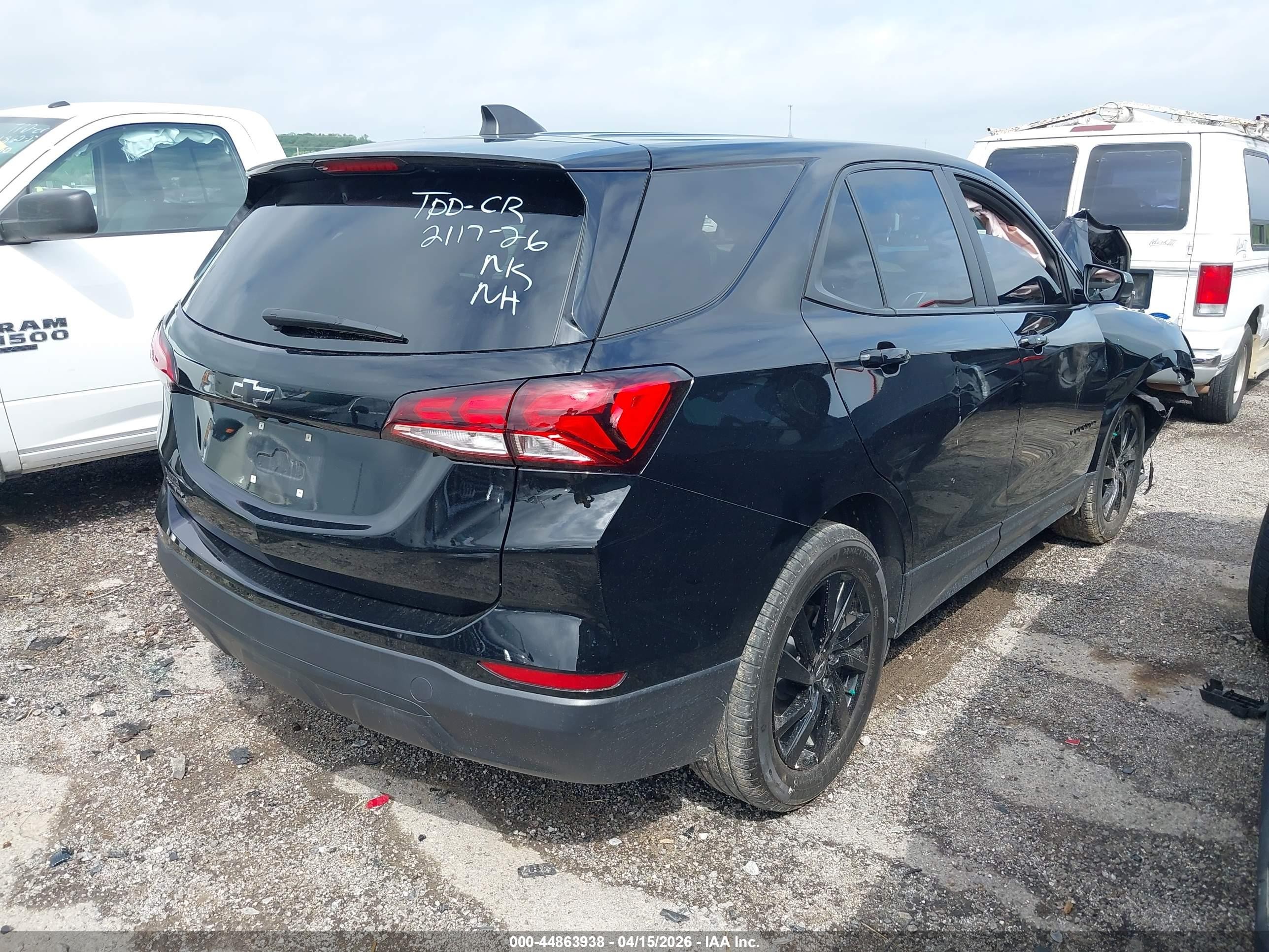 2024 Chevrolet Equinox Fwd Ls Black vin: 3GNAXHEG5RL165666
