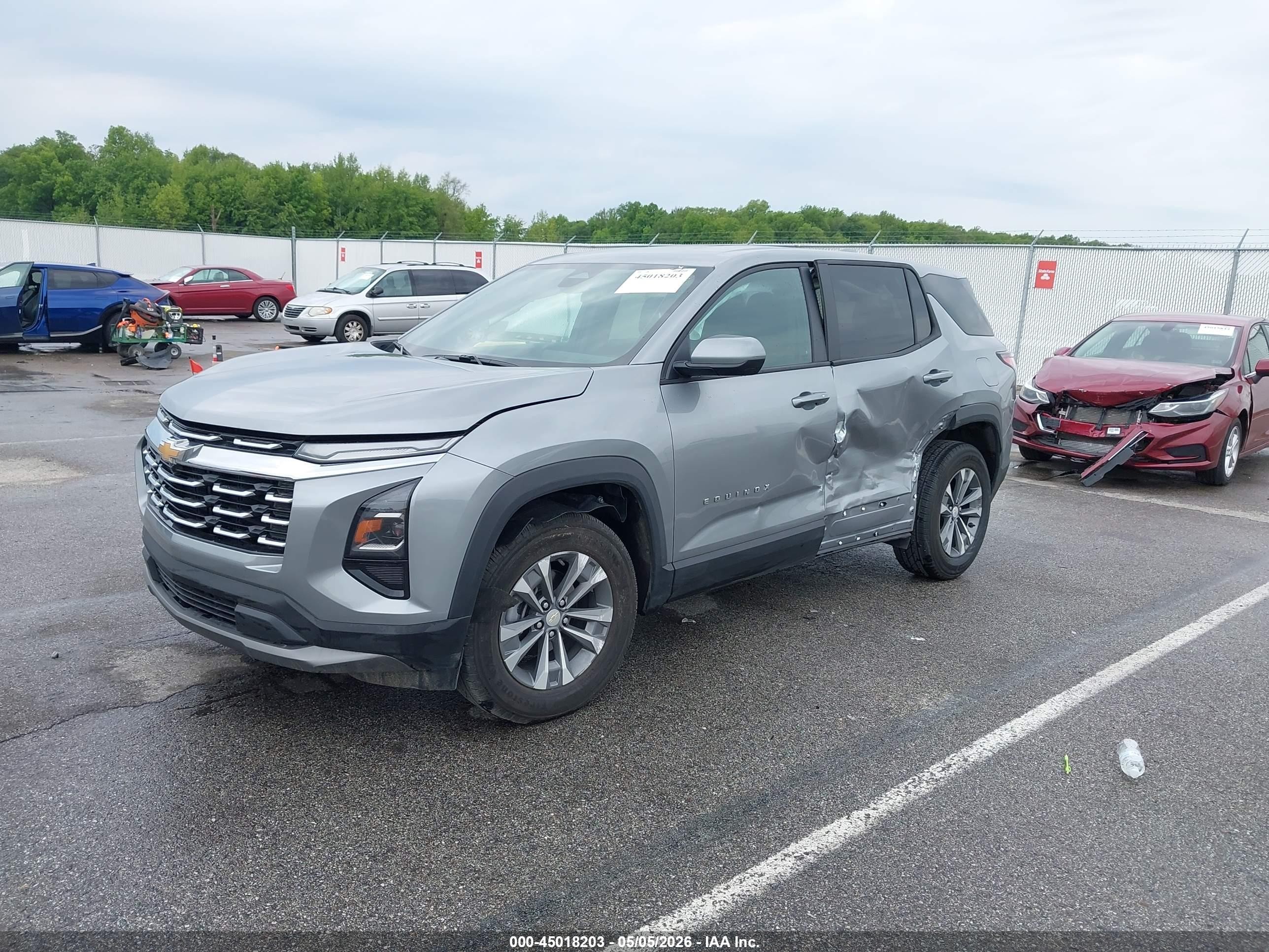 2026 Chevrolet Equinox Fwd Lt Gray vin: 3GNAXHEG5TL182068