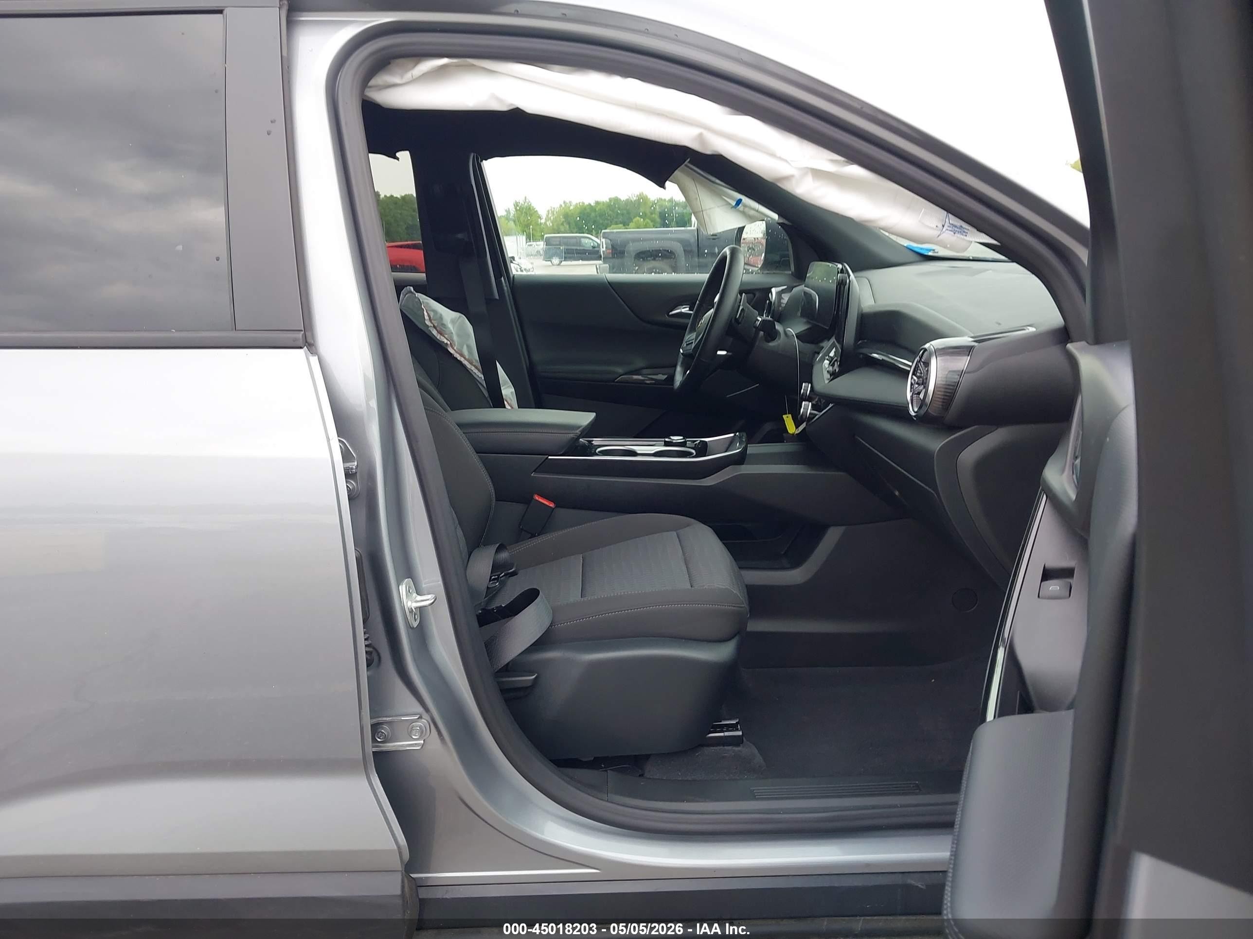 2026 Chevrolet Equinox Fwd Lt Gray vin: 3GNAXHEG5TL182068