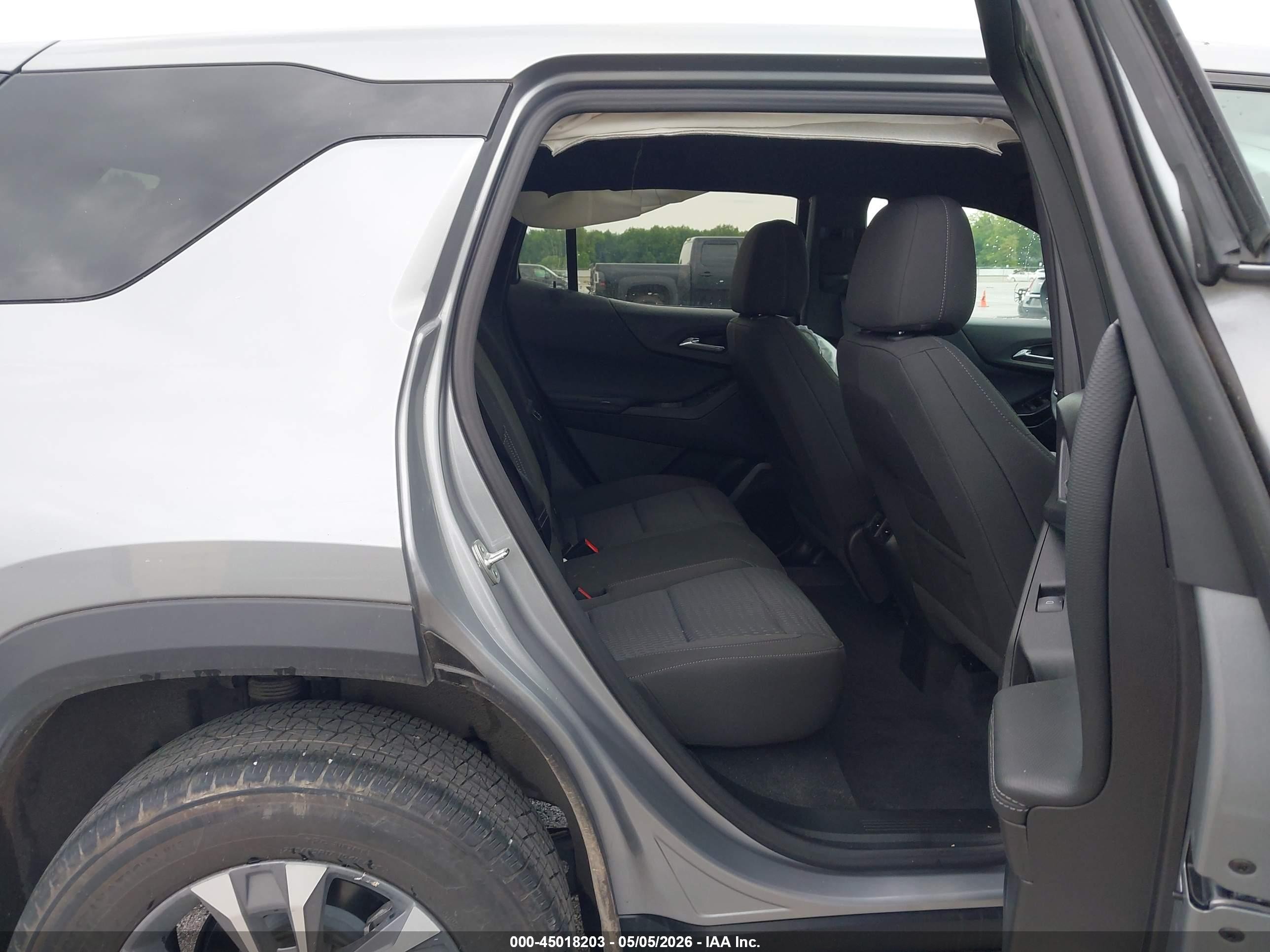 2026 Chevrolet Equinox Fwd Lt Gray vin: 3GNAXHEG5TL182068