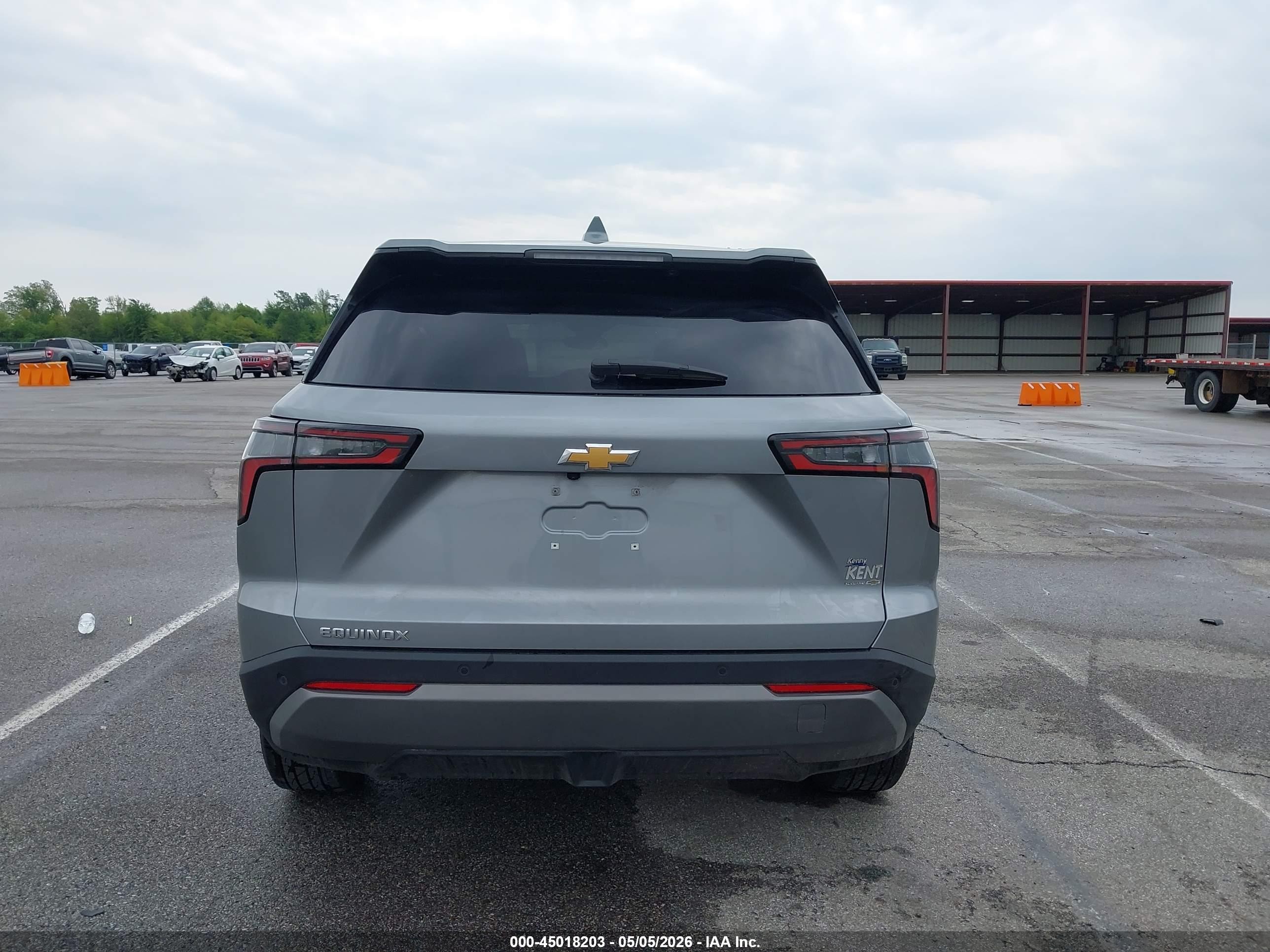2026 Chevrolet Equinox Fwd Lt Gray vin: 3GNAXHEG5TL182068