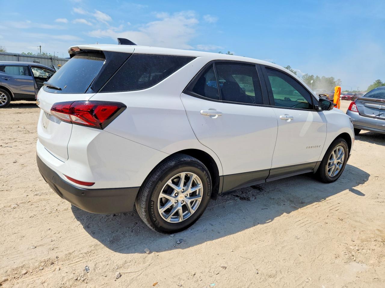 2023 Chevrolet Equinox Ls Белый vin: 3GNAXHEG7PL219501