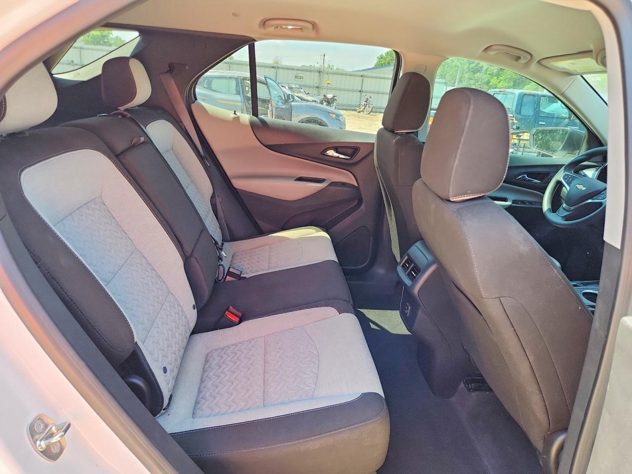 2023 Chevrolet Equinox Ls Белый vin: 3GNAXHEG7PL219501