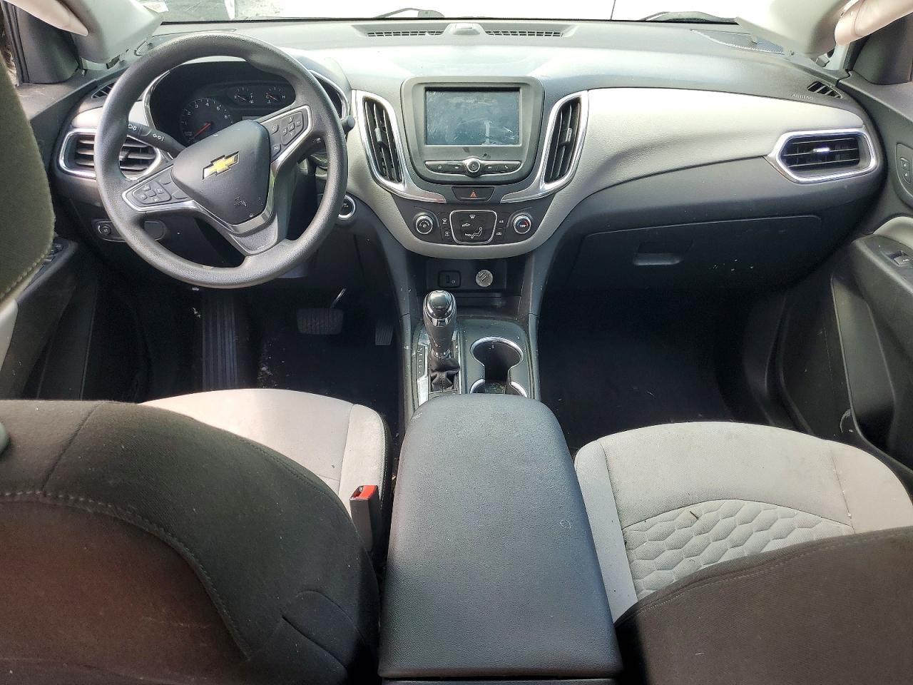 2018 Chevrolet Equinox Ls White vin: 3GNAXHEV0JL130195