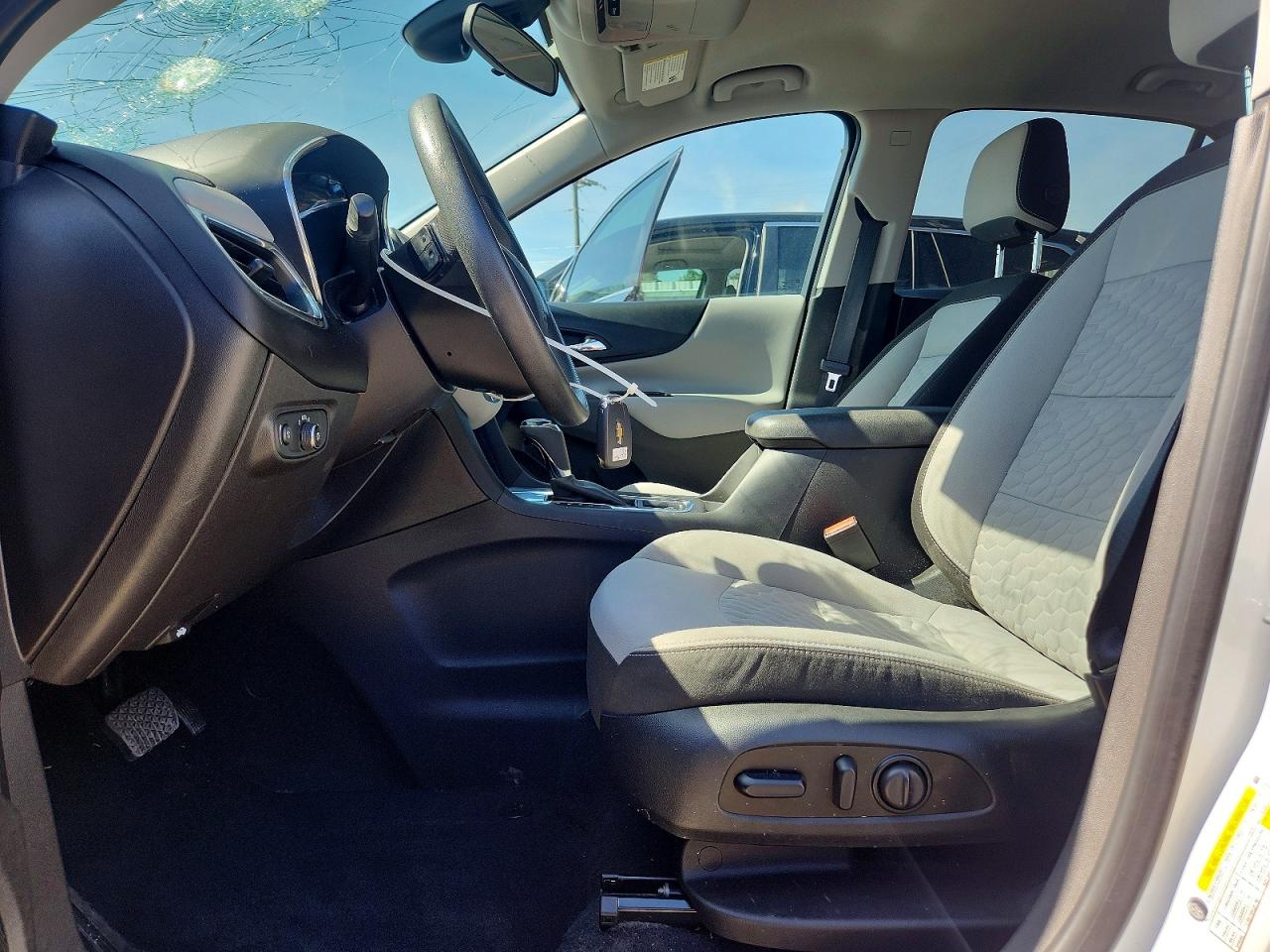 2020 Chevrolet Equinox Ls White vin: 3GNAXHEV0LS591387