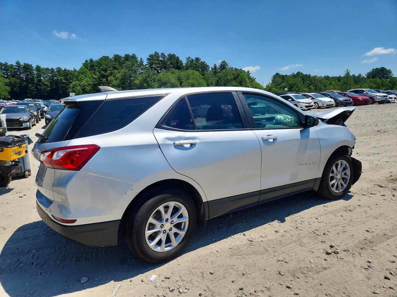 2020 Chevrolet Equinox Ls Silver vin: 3GNAXHEV0LS695295