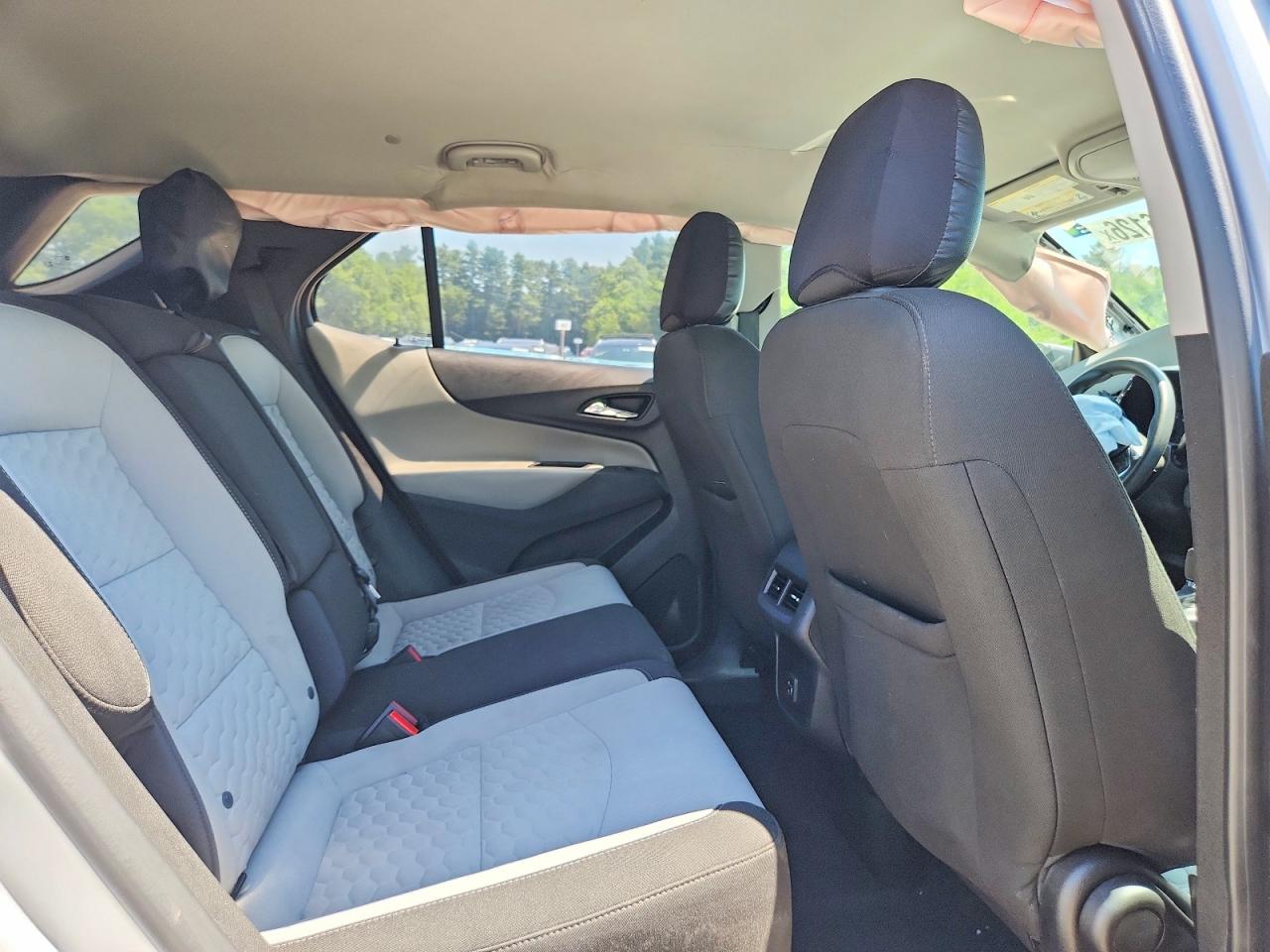 2020 Chevrolet Equinox Ls Silver vin: 3GNAXHEV0LS695295