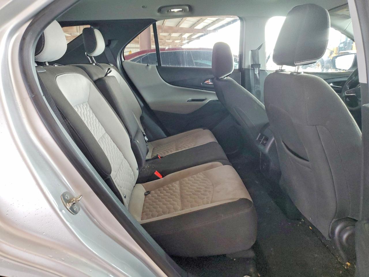 2020 Chevrolet Equinox Ls Серебряный vin: 3GNAXHEV1LS589731