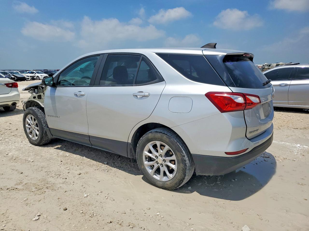 2021 Chevrolet Equinox Ls Silver vin: 3GNAXHEV3MS144554