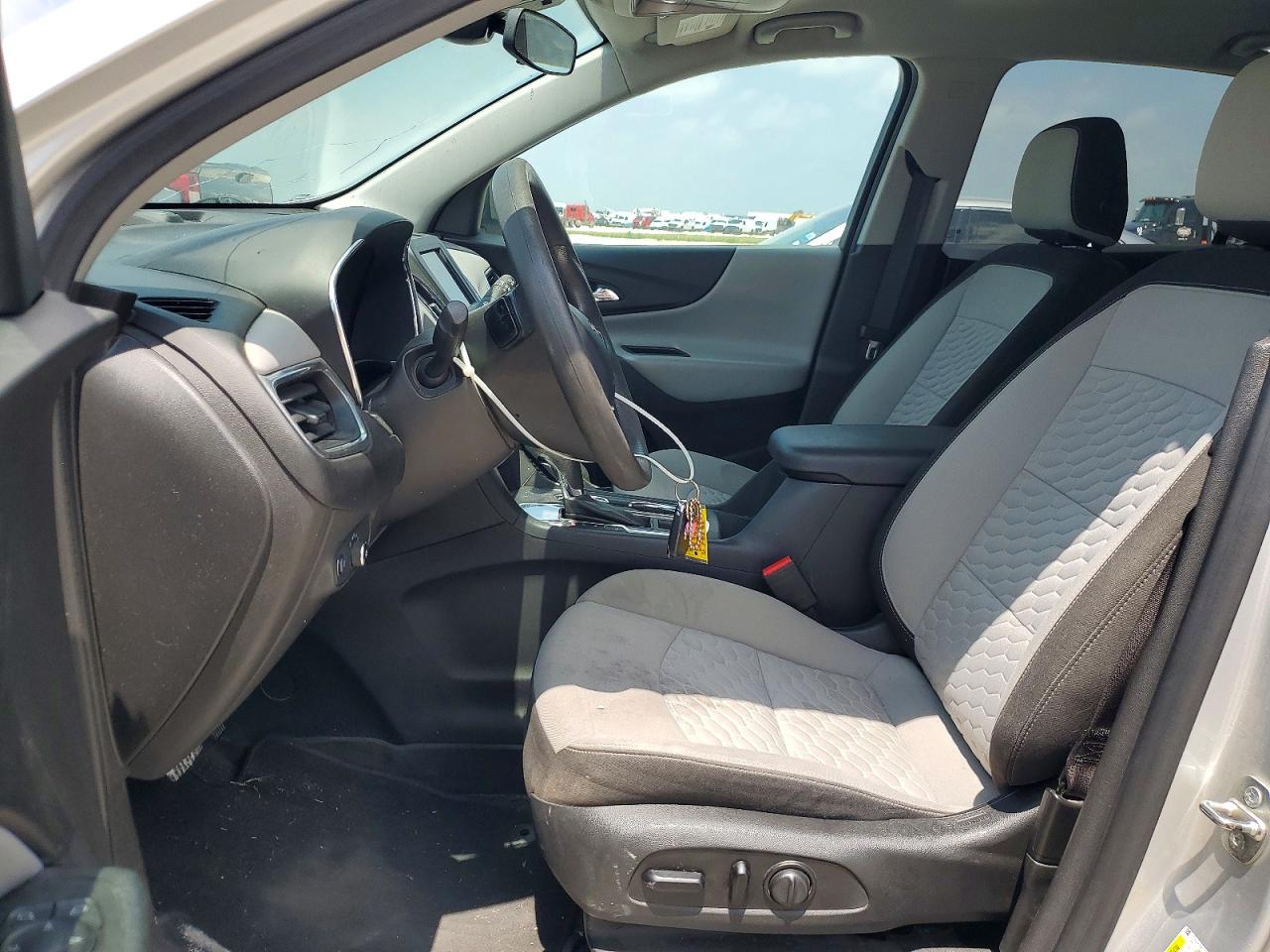 2021 Chevrolet Equinox Ls Silver vin: 3GNAXHEV3MS144554