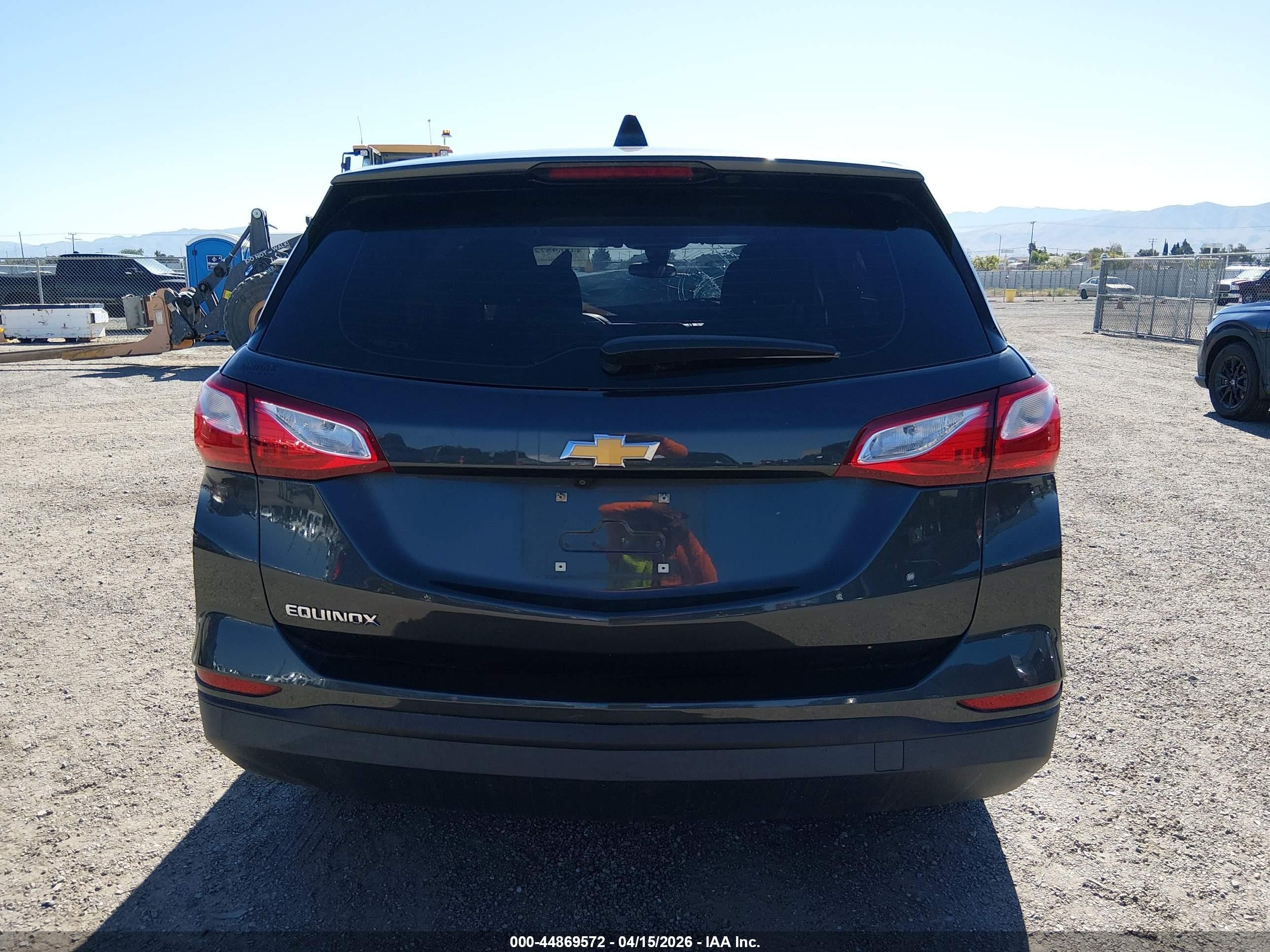 2020 Chevrolet Equinox Fwd Ls Gray vin: 3GNAXHEV4LS676376