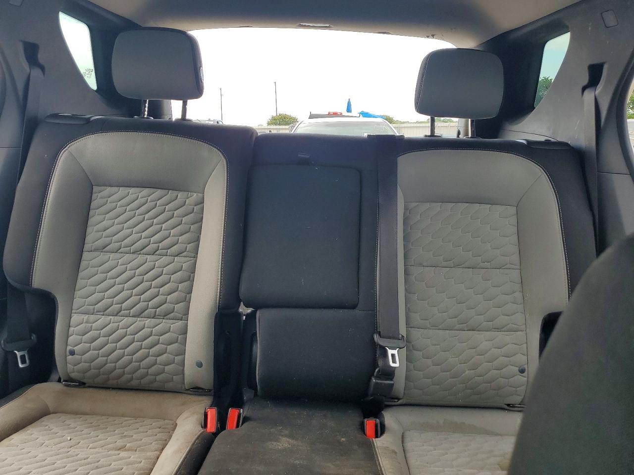 2020 Chevrolet Equinox Ls Silver vin: 3GNAXHEV8LS692192