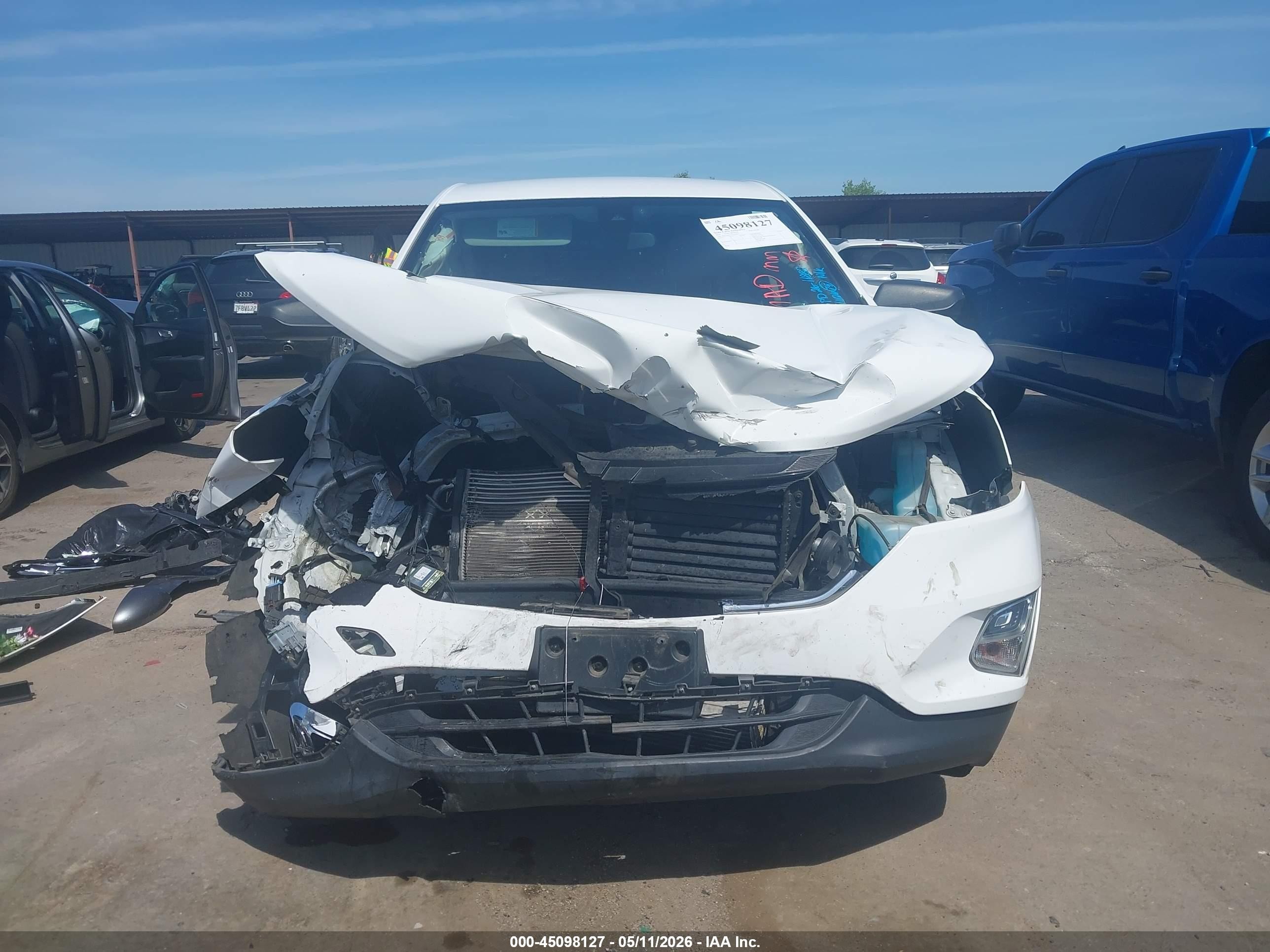 2020 Chevrolet Equinox Fwd Ls Белый vin: 3GNAXHEV9LS618831
