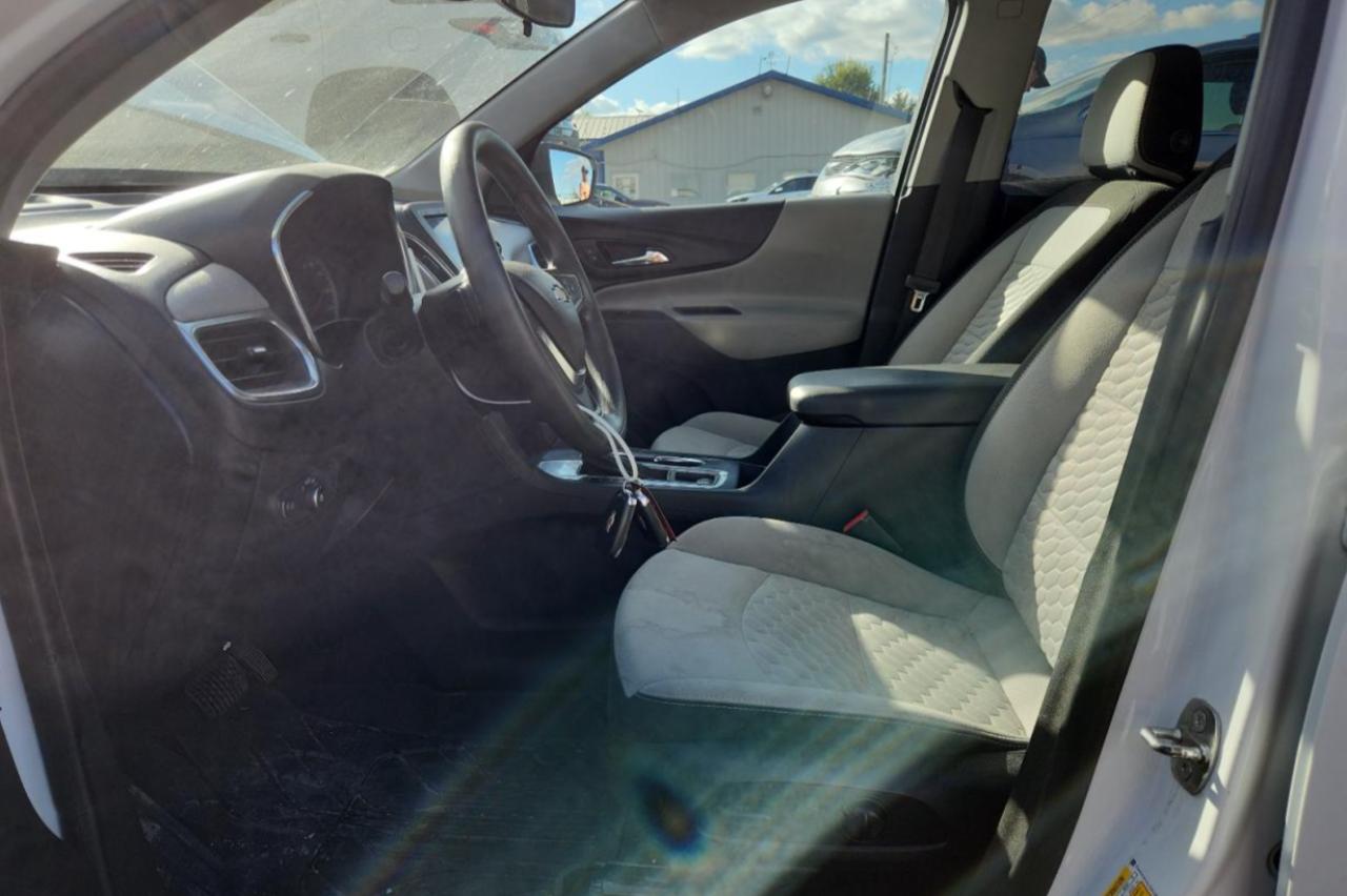 2020 Chevrolet Equinox Ls White vin: 3GNAXHEVXLS641289