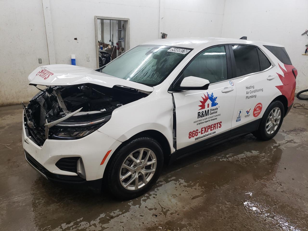 2024 Chevrolet Equinox Lt Белый vin: 3GNAXJEG3RL301462 Damage: Left Front Fender, Dent(S) W/ Paint Dmg, > 12 Inches