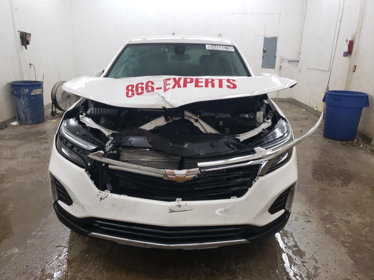 2024 Chevrolet Equinox Lt Белый vin: 3GNAXJEG3RL301462 Damage: Grille, Broken, Replacement Required