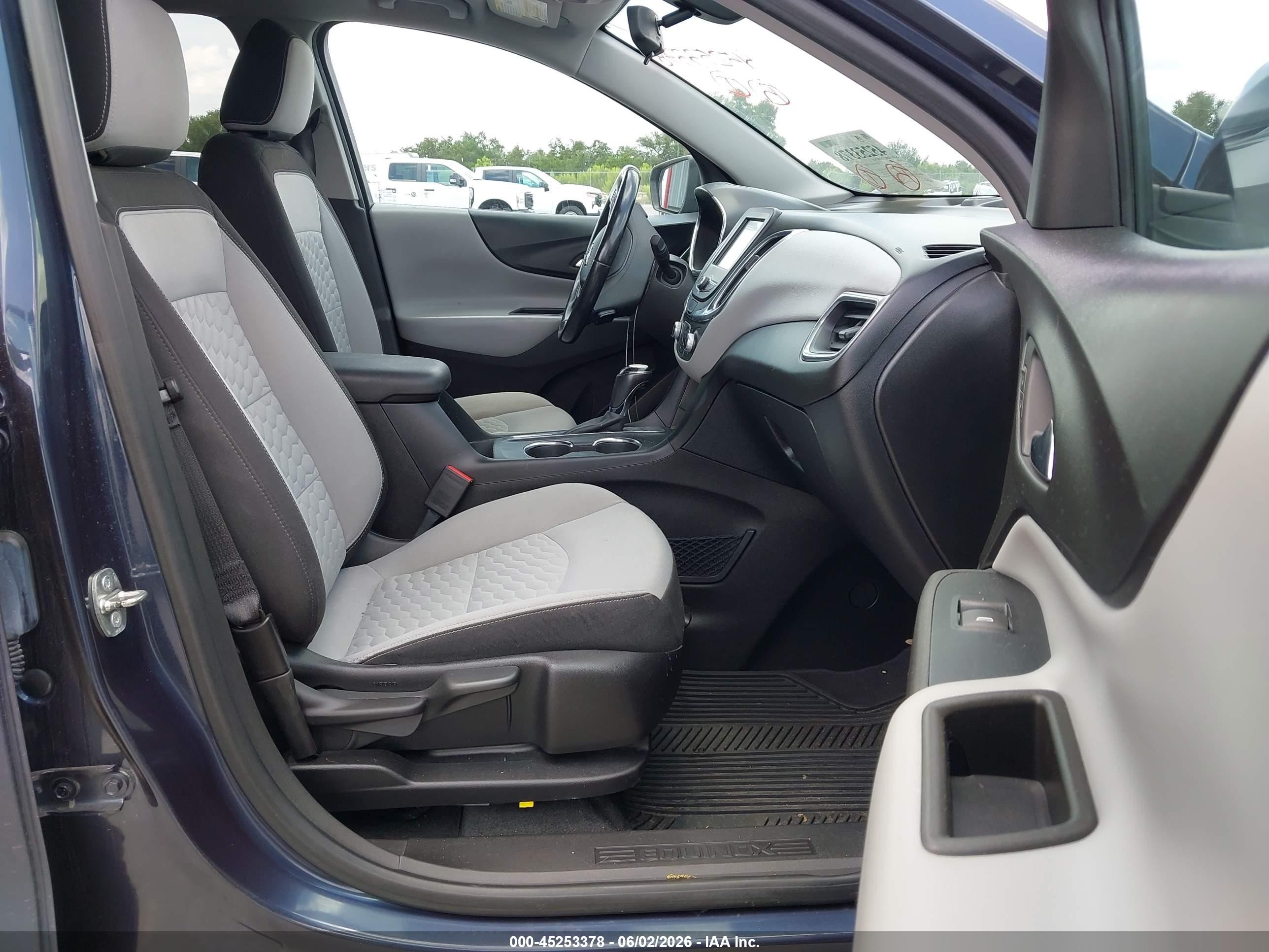 2018 Chevrolet Equinox Lt Dark Blue vin: 3GNAXJEV0JL370855
