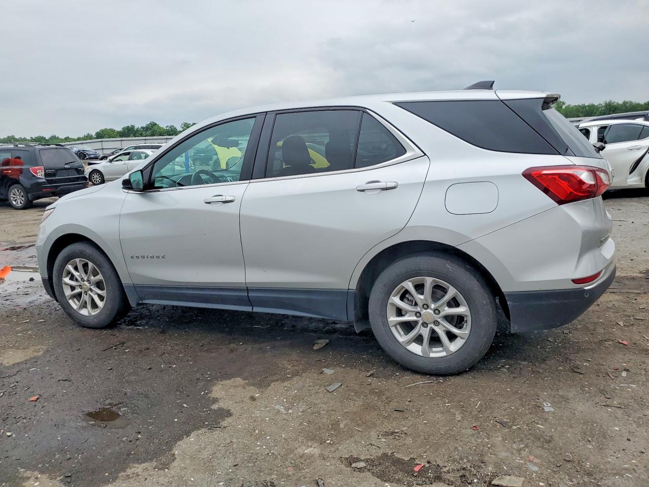 2021 Chevrolet Equinox Lt Silver vin: 3GNAXJEV0MS161223