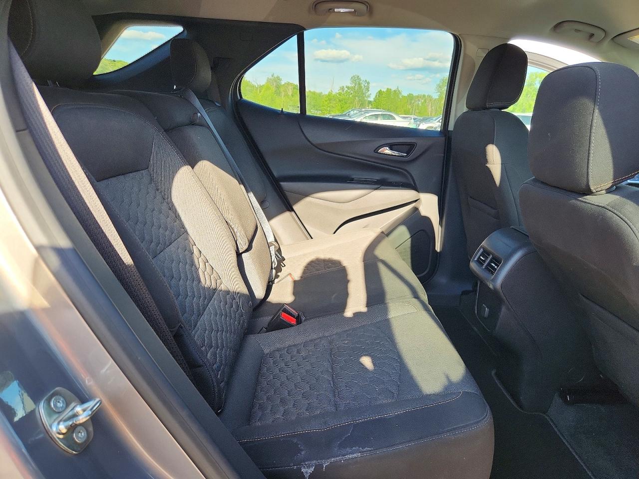 2018 Chevrolet Equinox Lt Gray vin: 3GNAXJEV2JS649410