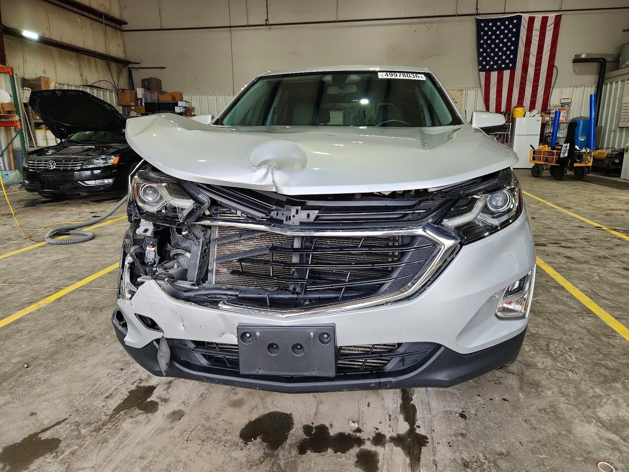 2018 Chevrolet Equinox Lt Silver vin: 3GNAXJEV8JS525125