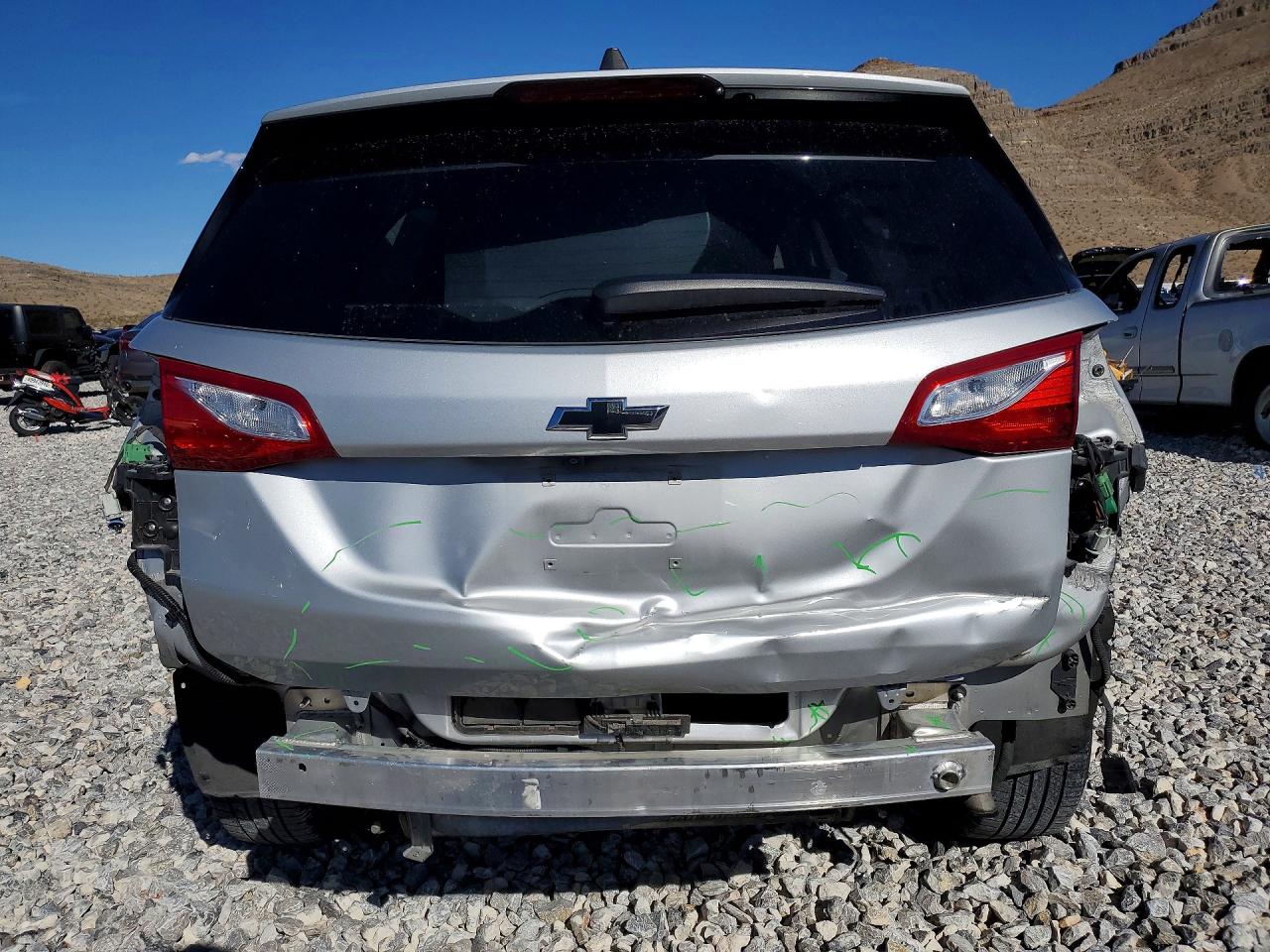 2019 Chevrolet Equinox Lt Серебряный vin: 3GNAXKEV2KS629813