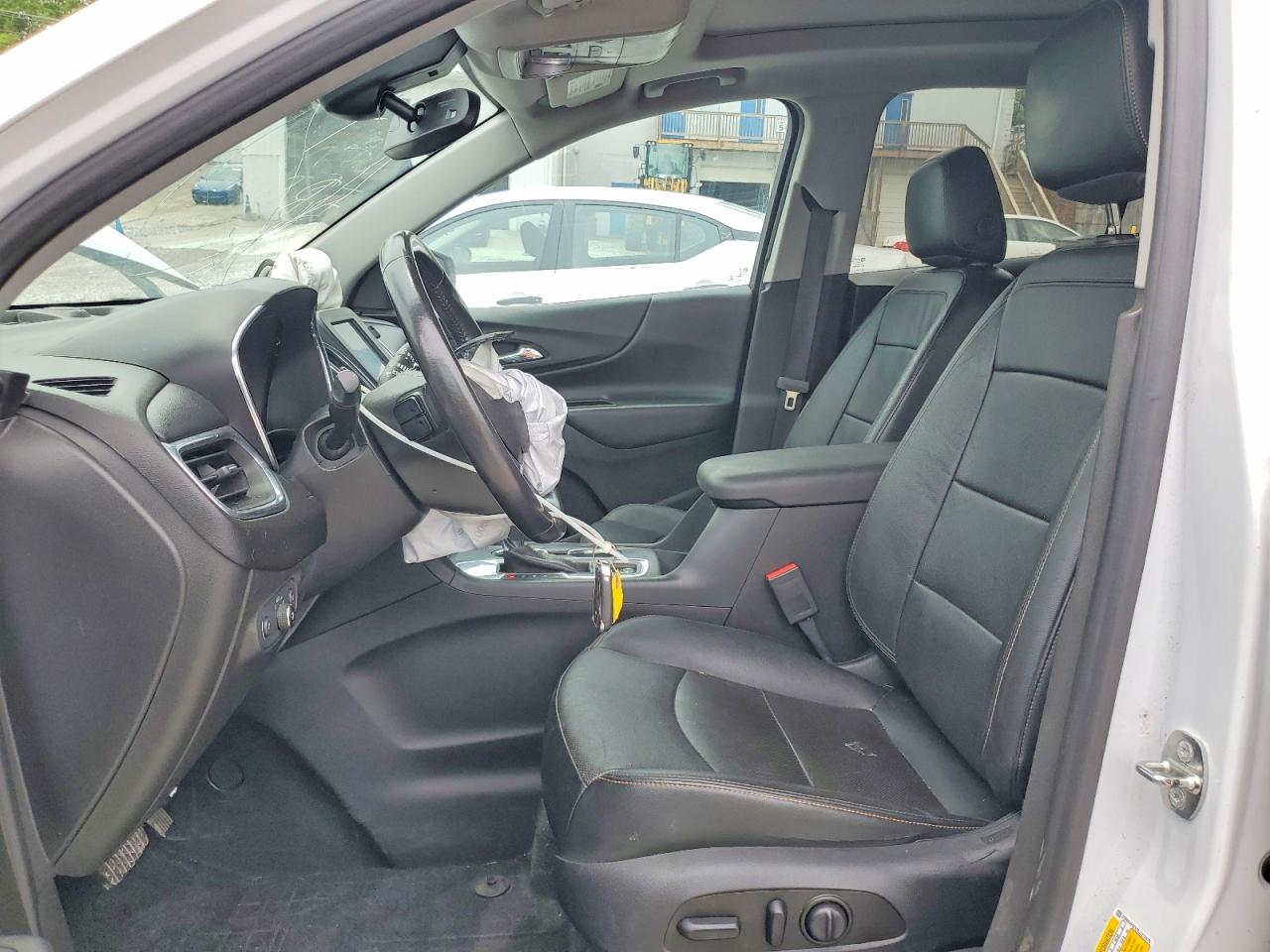 2020 Chevrolet Equinox Lt Белый vin: 3GNAXKEV2LL273570