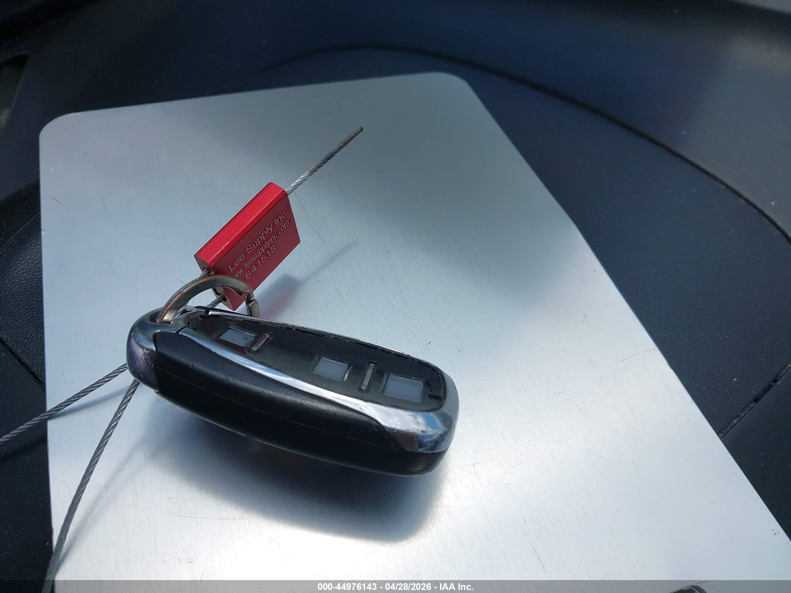 2019 Chevrolet Equinox Lt Черный vin: 3GNAXKEV9KL183086
