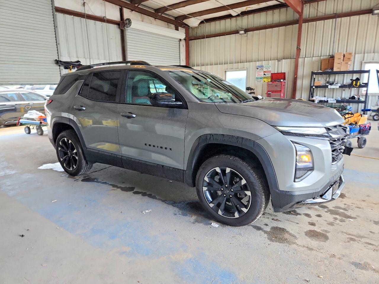 2026 Chevrolet Equinox Rs Silver vin: 3GNAXLEG4TL224958