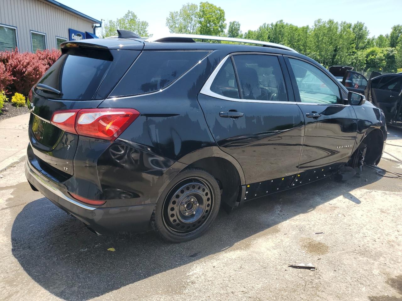 2020 Chevrolet Equinox Lt   Black vin: 3GNAXLEX7LL171415