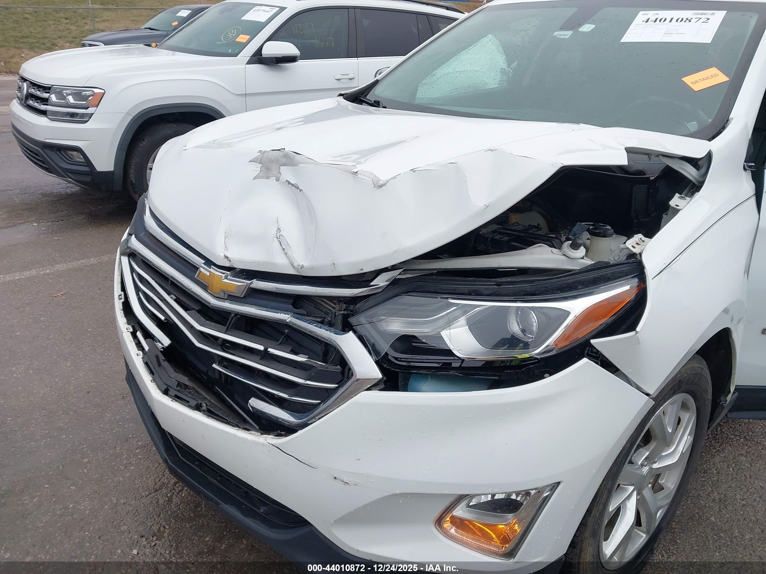 2018 Chevrolet Equinox Premier Белый vin: 3GNAXMEV0JS626449
