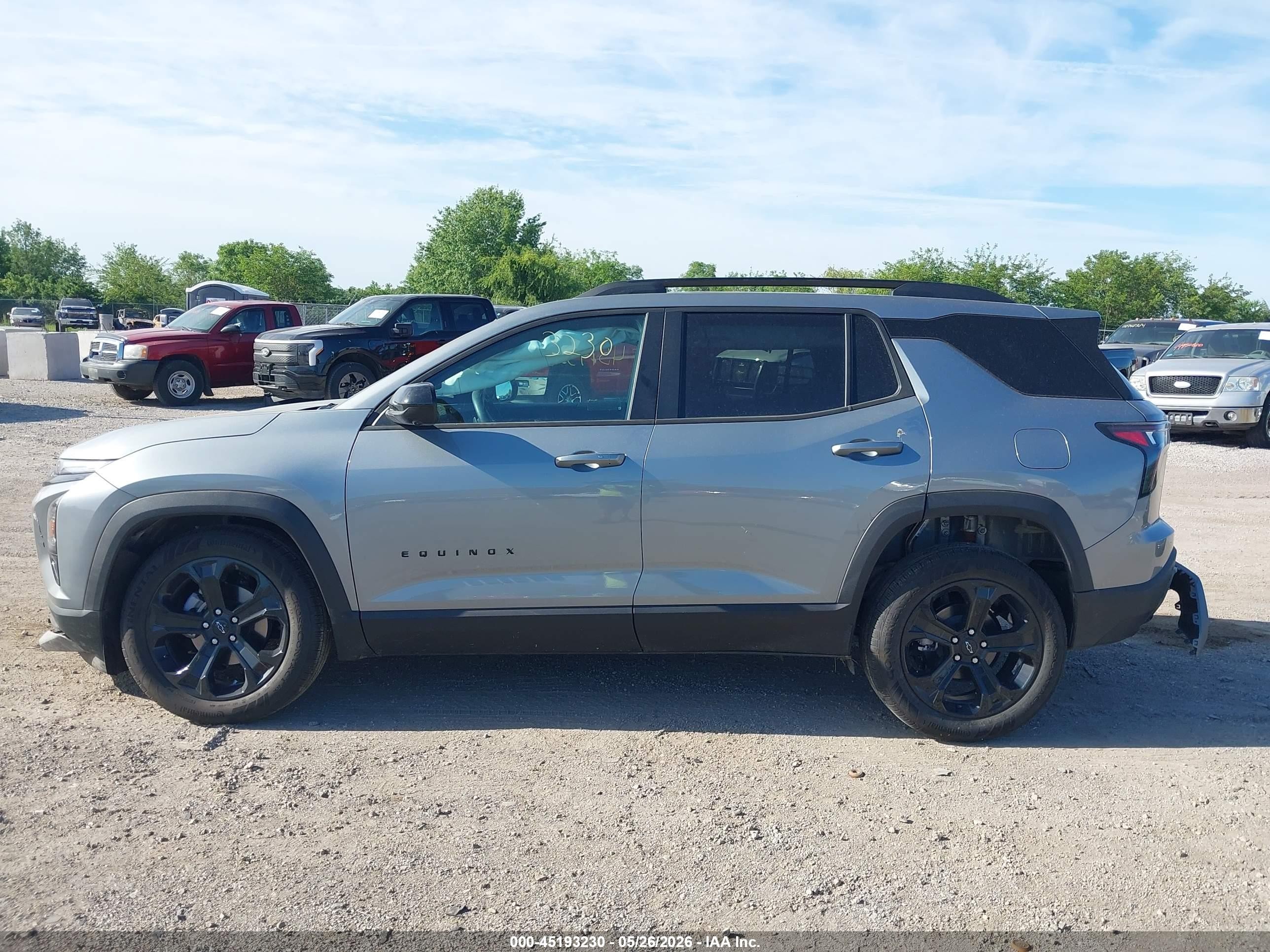 2026 Chevrolet Equinox Awd Lt Gray vin: 3GNAXPEG4TL433110